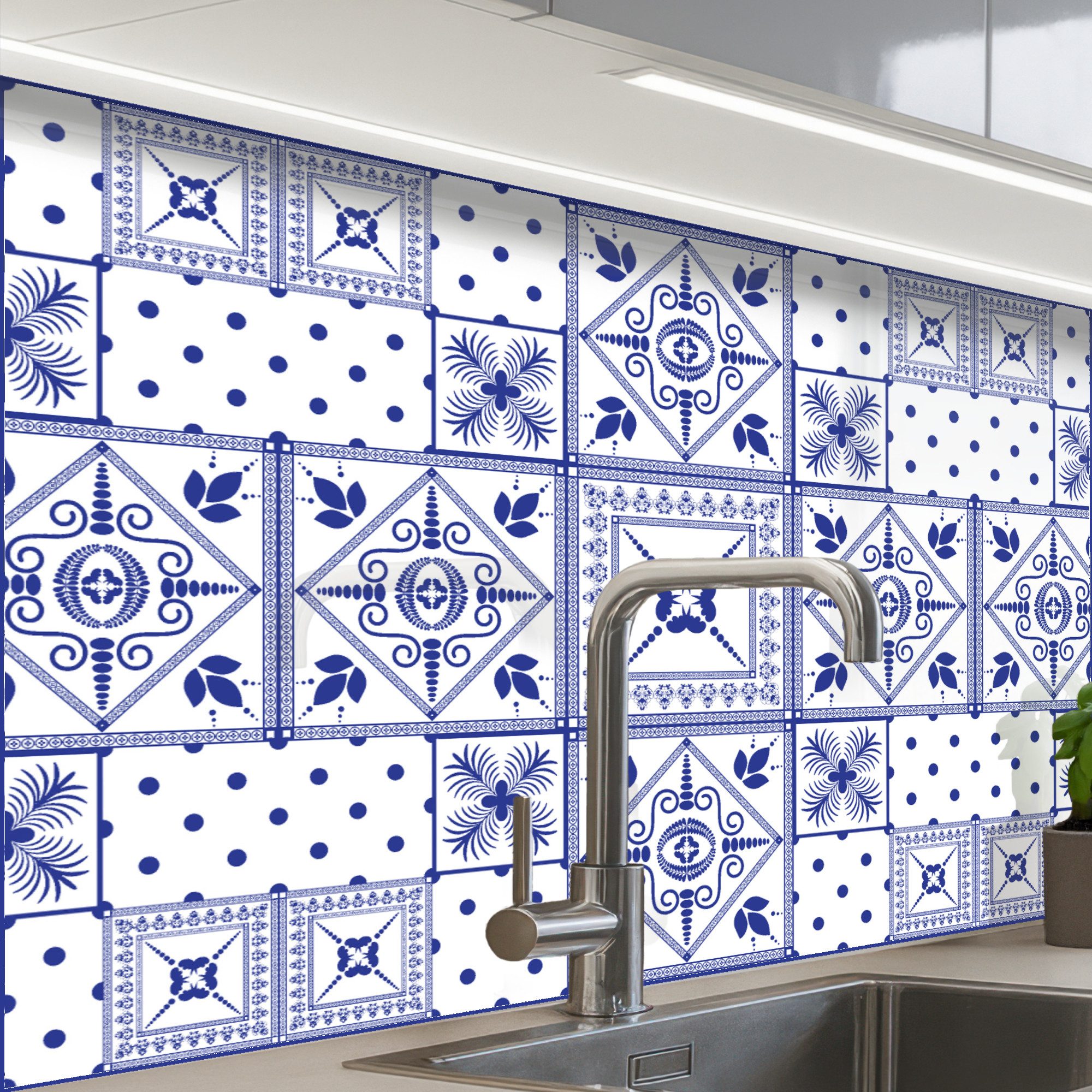 KitchenYeah Küchenrückwand Muster selbstklebend (keine Folie) Fliesen - Muster - Delfter Blau, (1-tlg), Spritzschutz, Küche, Rückwand, Küchenwand, Küchenfront, 30x20 cm