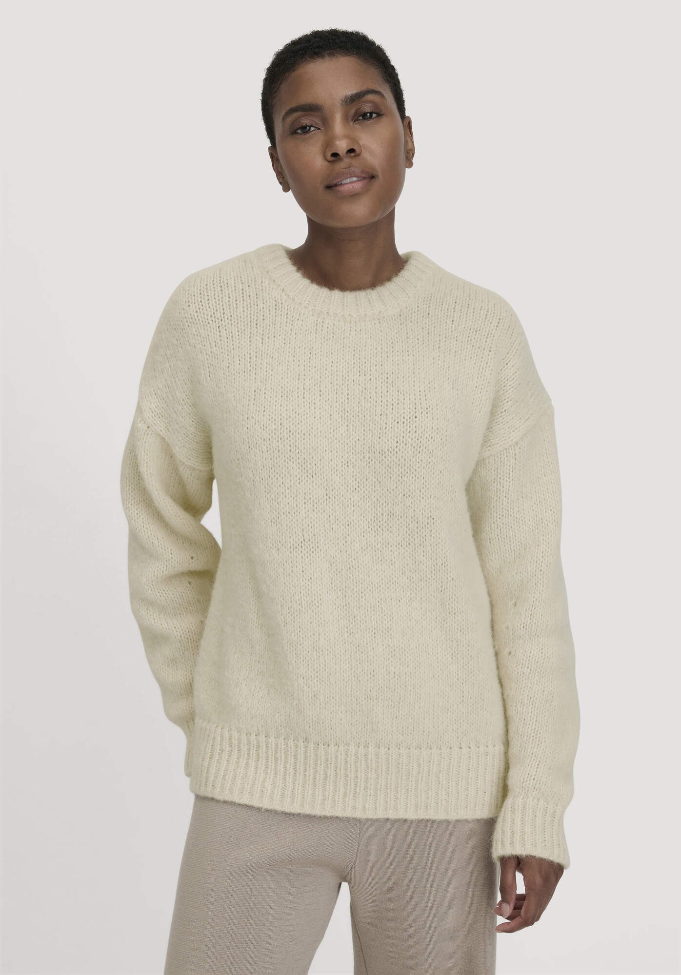 Hessnatur Strickpullover Relaxed aus Alpaka mit Bio-Baumwolle (1-tlg) günstig online kaufen