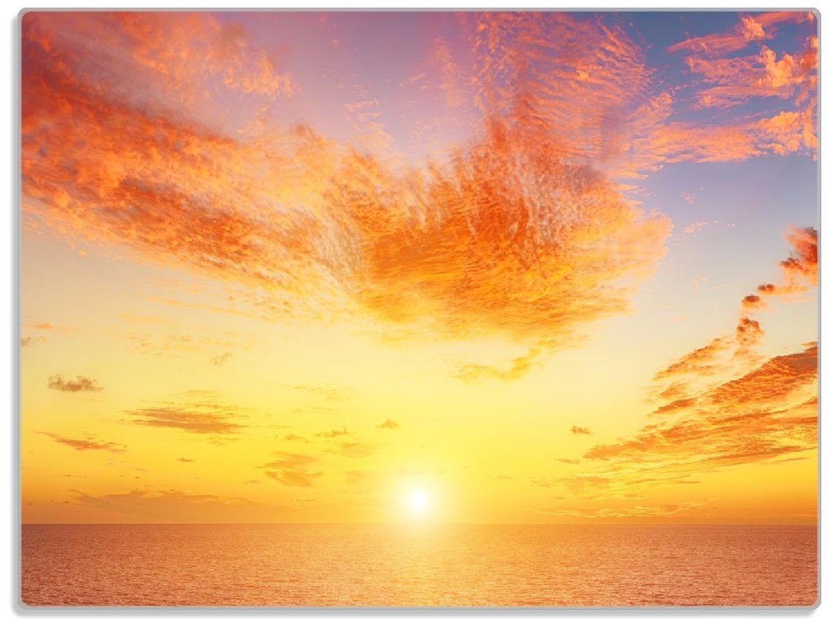 Wallario Schneidebrett Sonnenuntergang über dem Meer - rote Wolken und blauer Himmel, ESG-Sicherheitsglas, (inkl. rutschfester Gummifüße 4mm, 1-St), 30x40cm | Schneidebretter