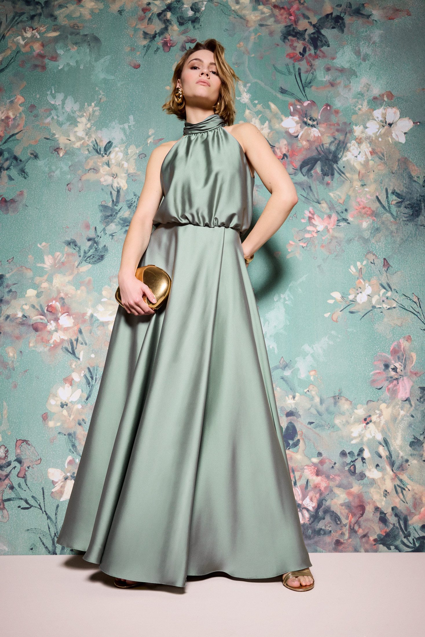 SWING Abendkleid Taillierter Schnitt mit fließendem günstig online kaufen