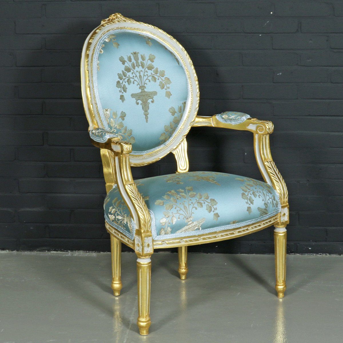 Casa Padrino Besucherstuhl Barock Salon - Stuhl "Medaillon" Helltürkis Antikstil Gold Stuhl Armlehnen mit Mod2 
