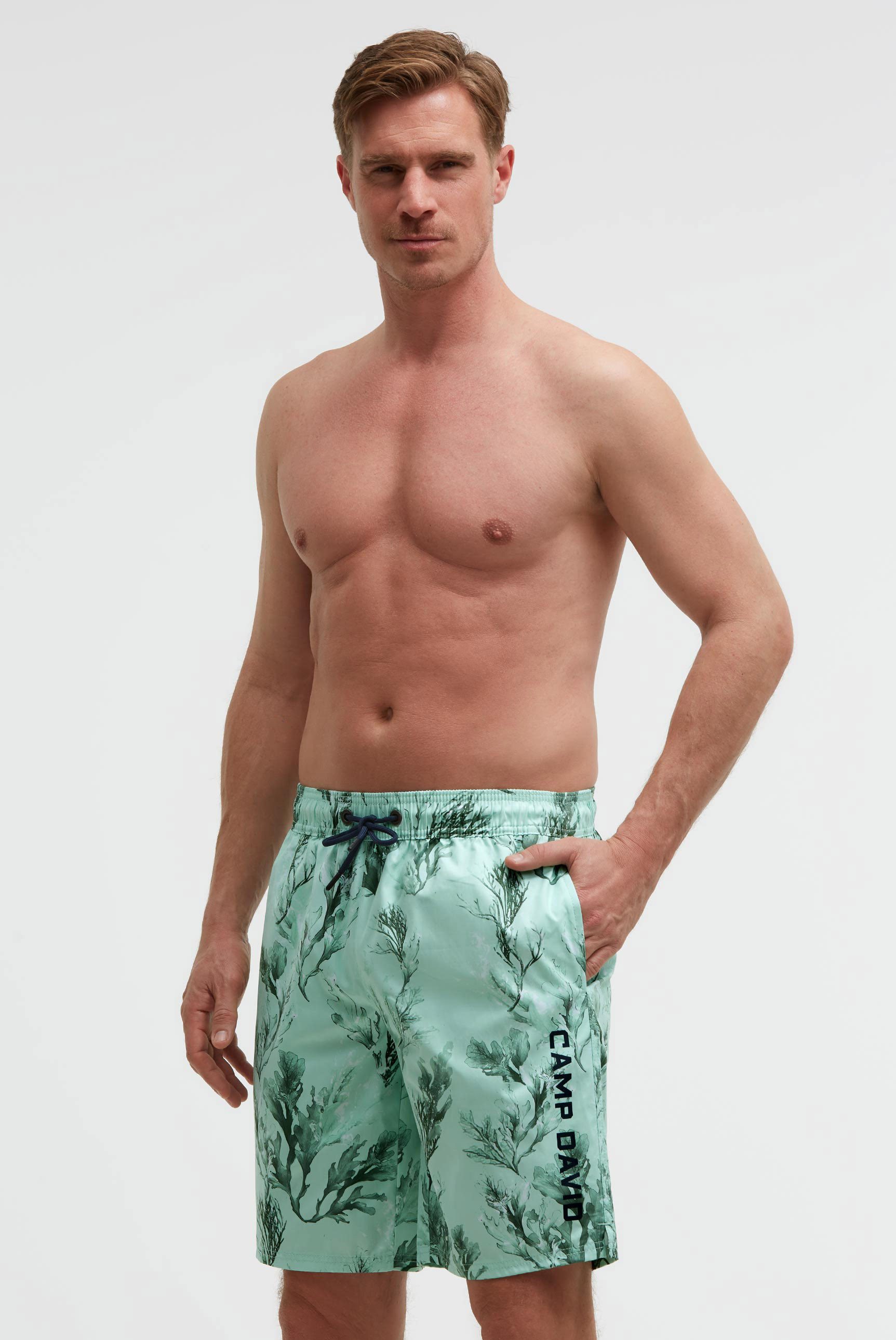 CAMP DAVID Badeshorts mit Einschubtaschen & einer Gesäßtasche