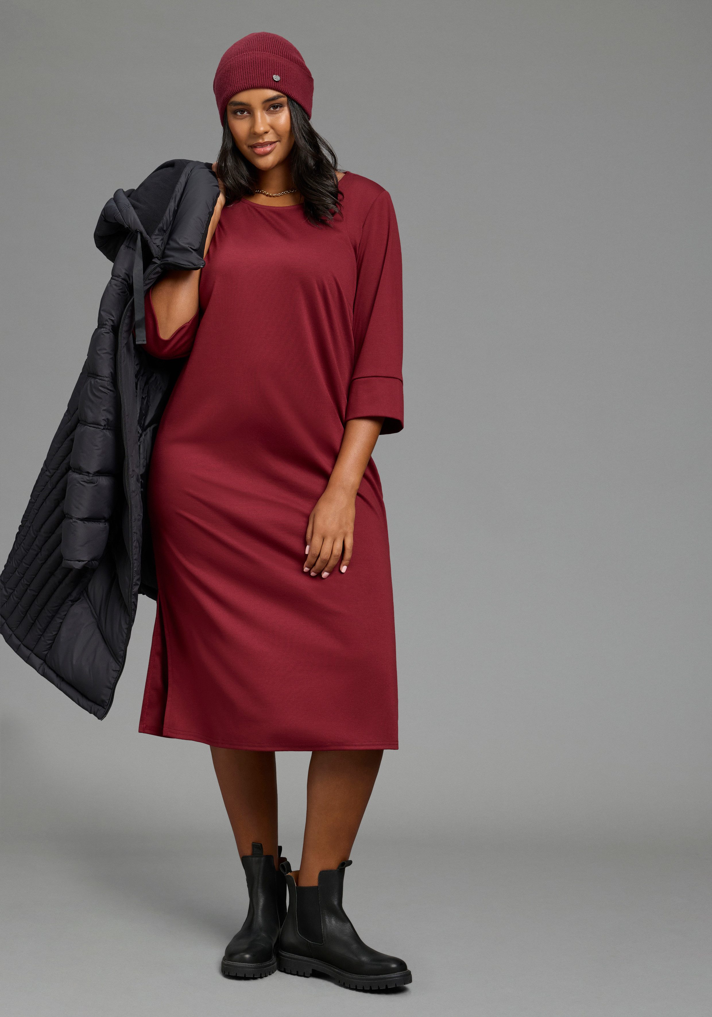 Laura Scott CURVE Midikleid Große Größen Midikleid in wadenlanger Schnittform, figurumspielende Passform