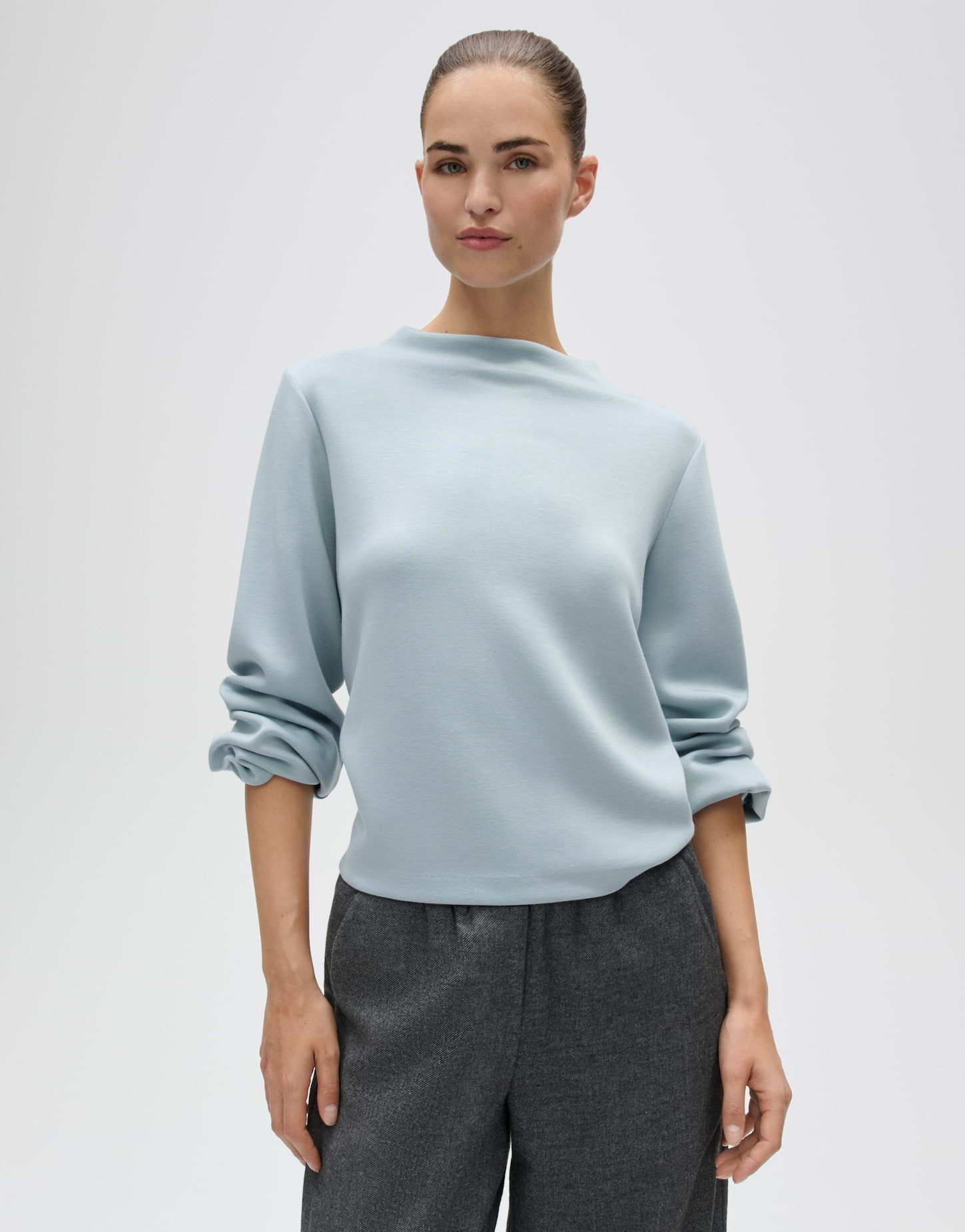 OPUS Sweatshirt Gisinna aus weicher Sweatware Verkürzte Silhouette mit feinem Faltendetail am Ärmel