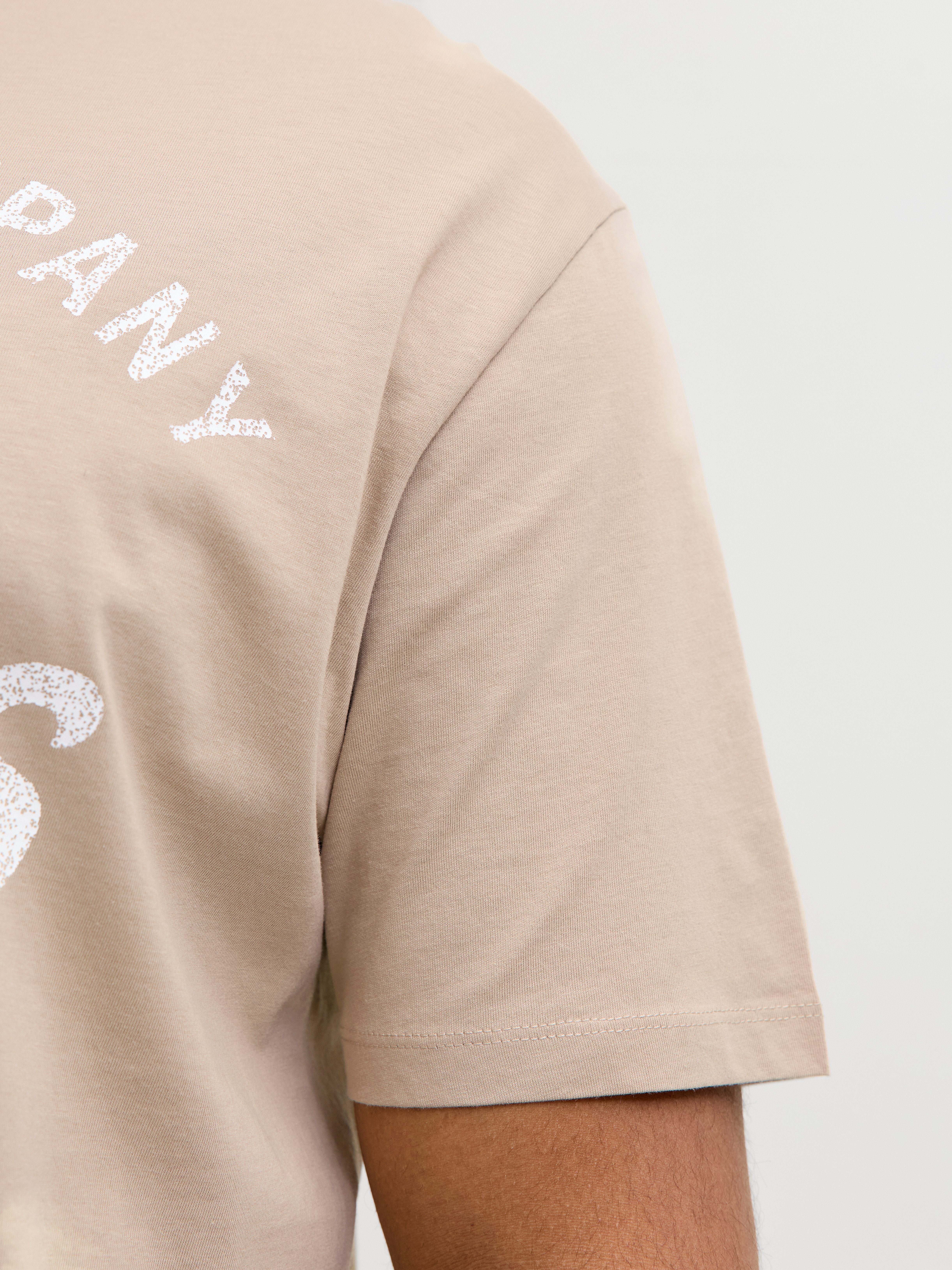 Jack & Jones PlusSize T-Shirt JPRBLUZANE SS TEE FST PLS mit Logo Schriftzug – Bild 3 von 5