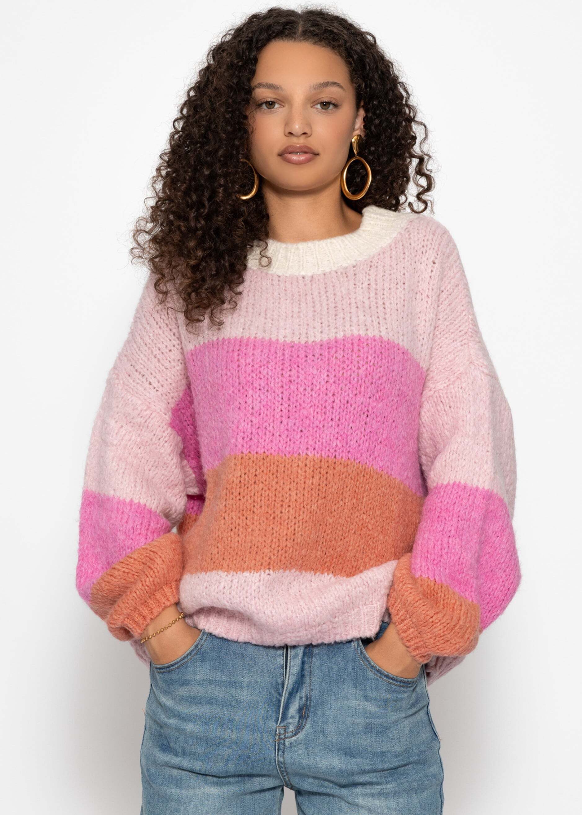 SASSYCLASSY Strickpullover Locker gestreifter Strickpullover in Rosa-Peach Oversize Grobstrickpullover Damen mit Blockstreifen