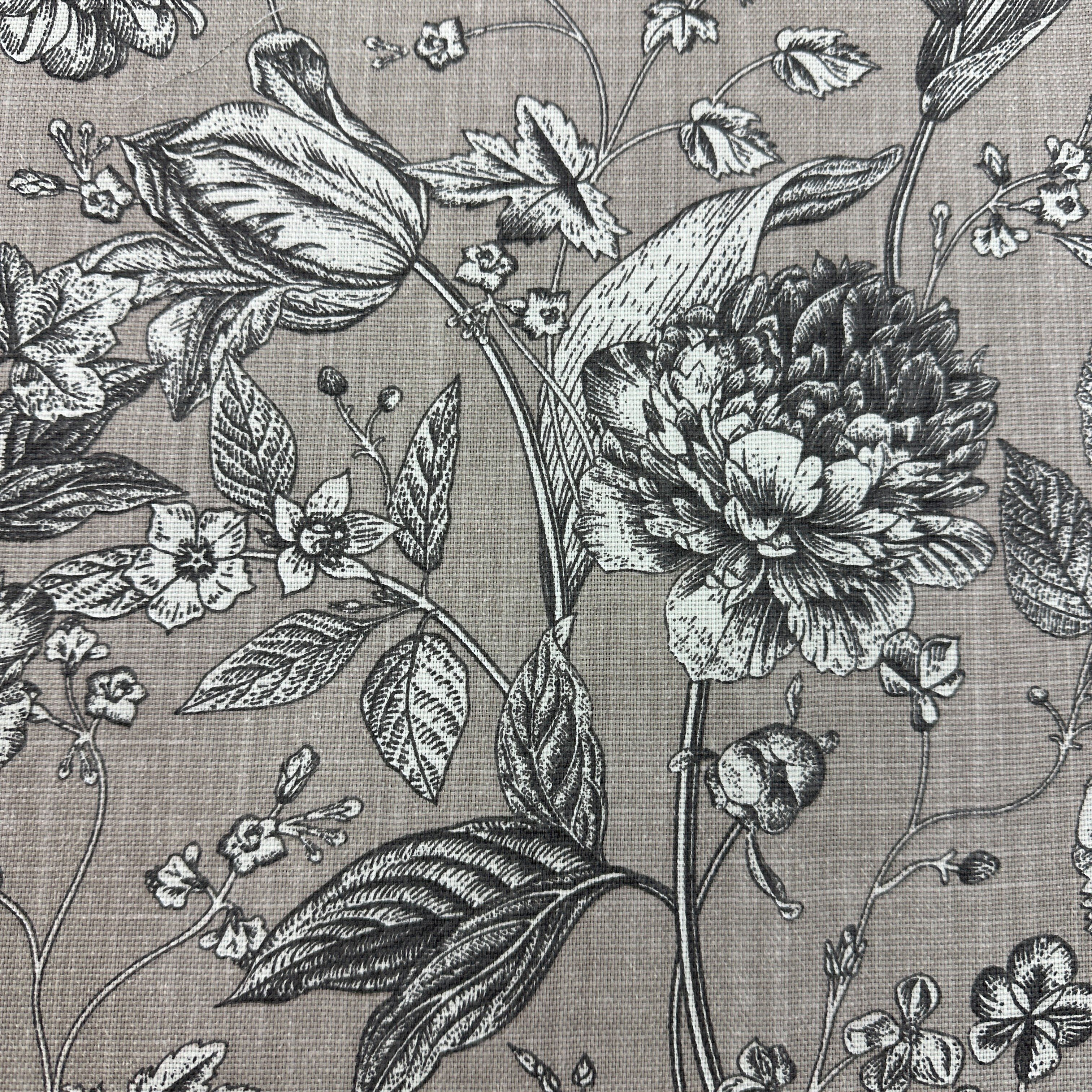 MAGAM-Stoffe Stoff "Clara", Blumen Baumwollstoff aus Frankreich ÖKO-TEX Meterware 50cm