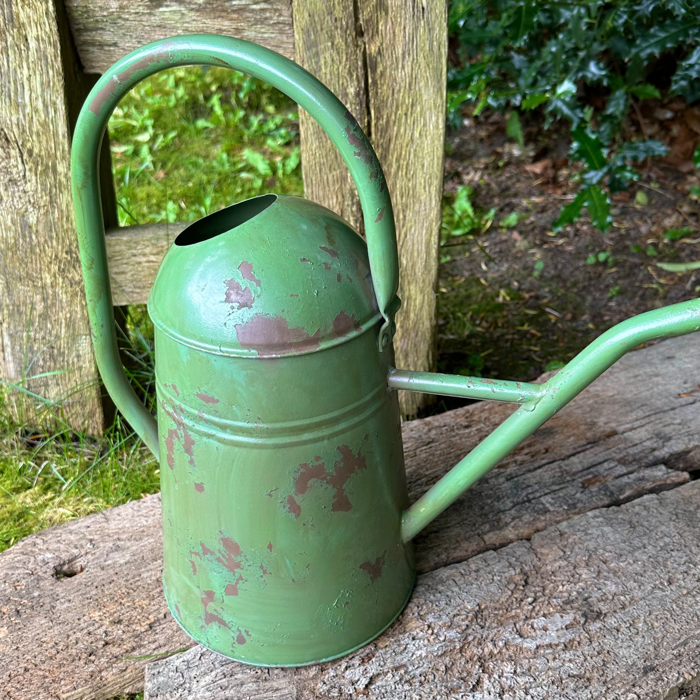 Antikas Gartenpflege-Set Gießkanne aus Blech, Grün, Deko-Kanne, Eisenkanne im Shabby-Chick