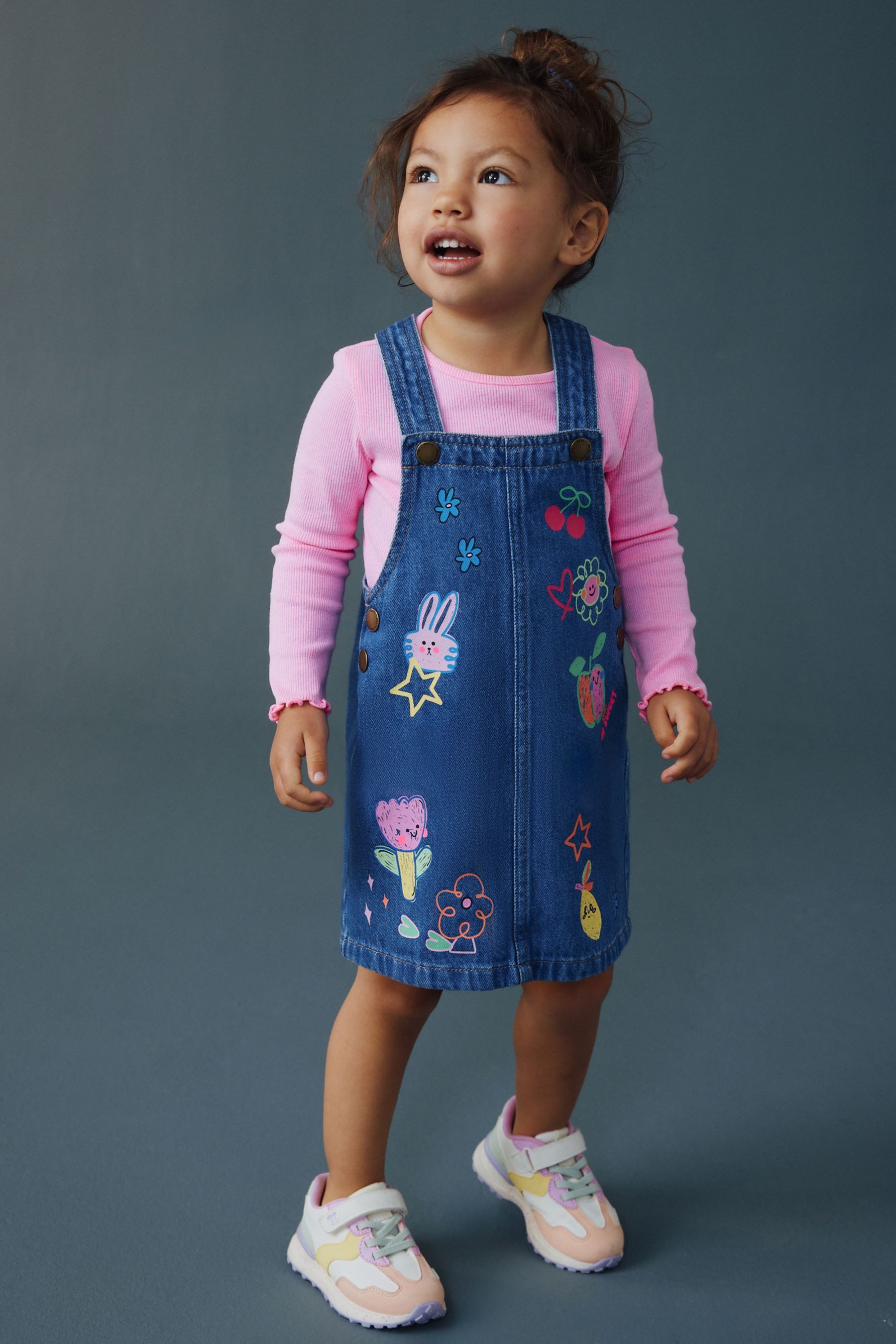 Next Latzkleid Trägerkleid aus Denim (1-tlg)