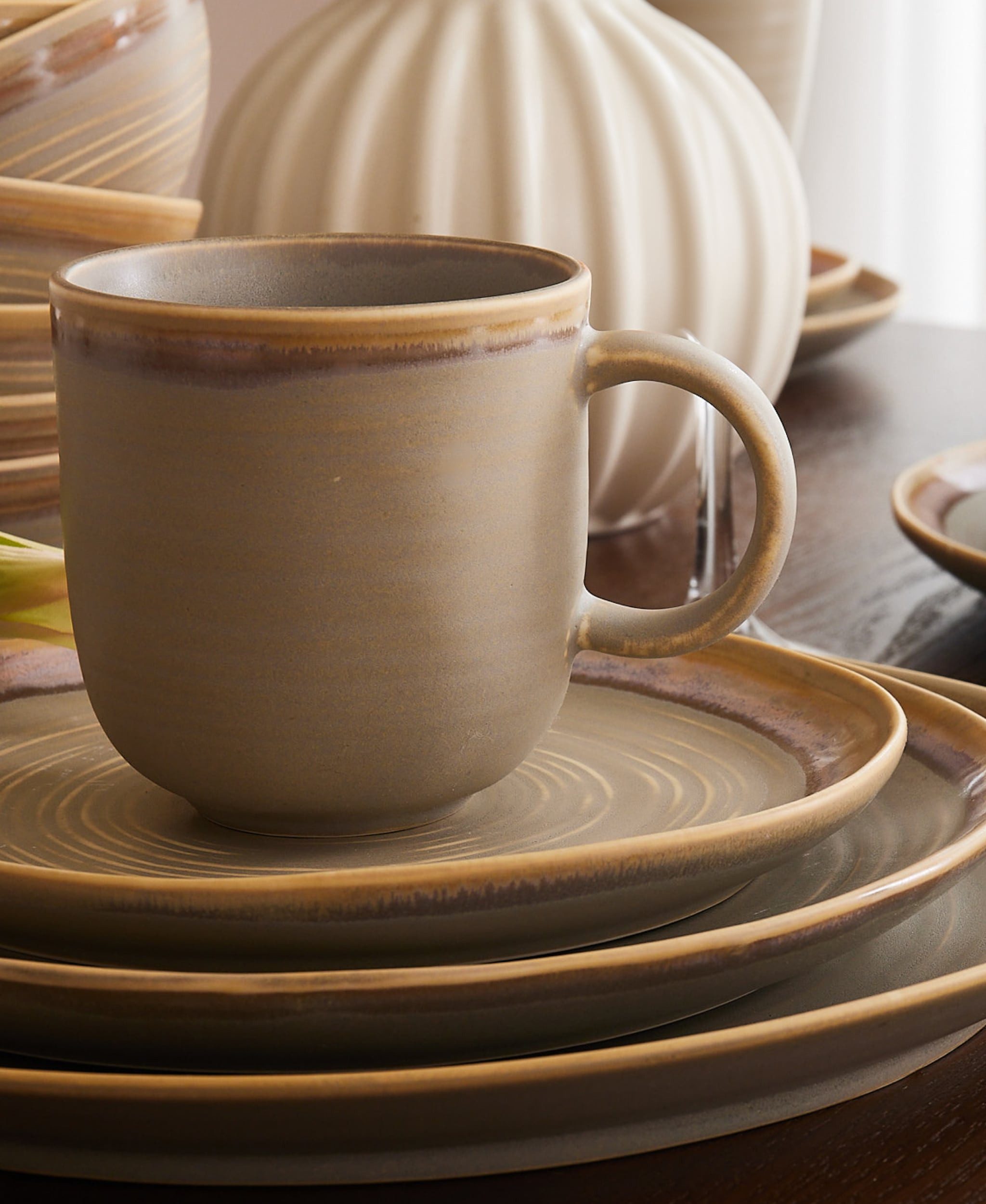 GLAMIRA Kaffeeservice Mattgraues Tassenset mit reaktiver Glasur (2-tlg), 2 Personen, New Bone, Mattes Finish