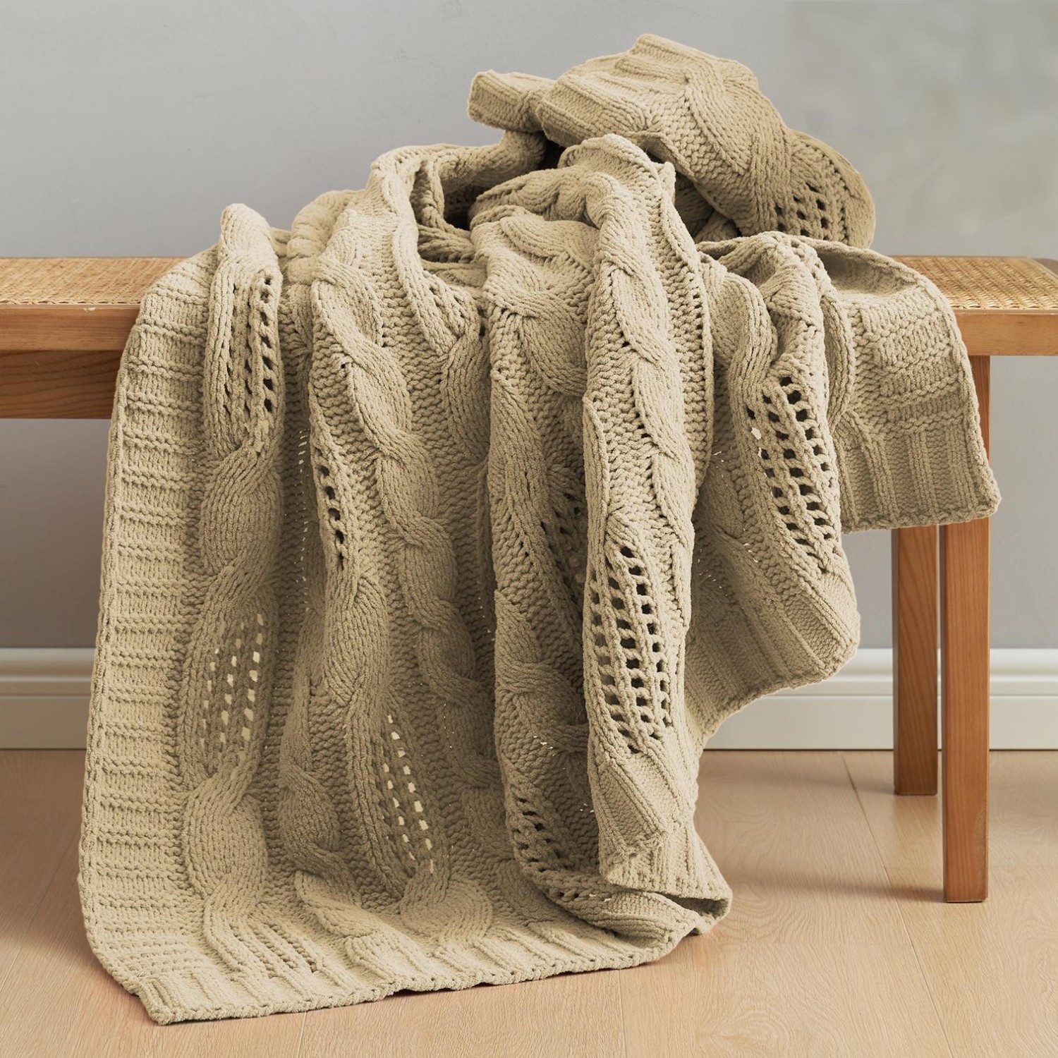 Amélie Home Tagesdecke Lochmuster Decke, Chenille günstig online kaufen