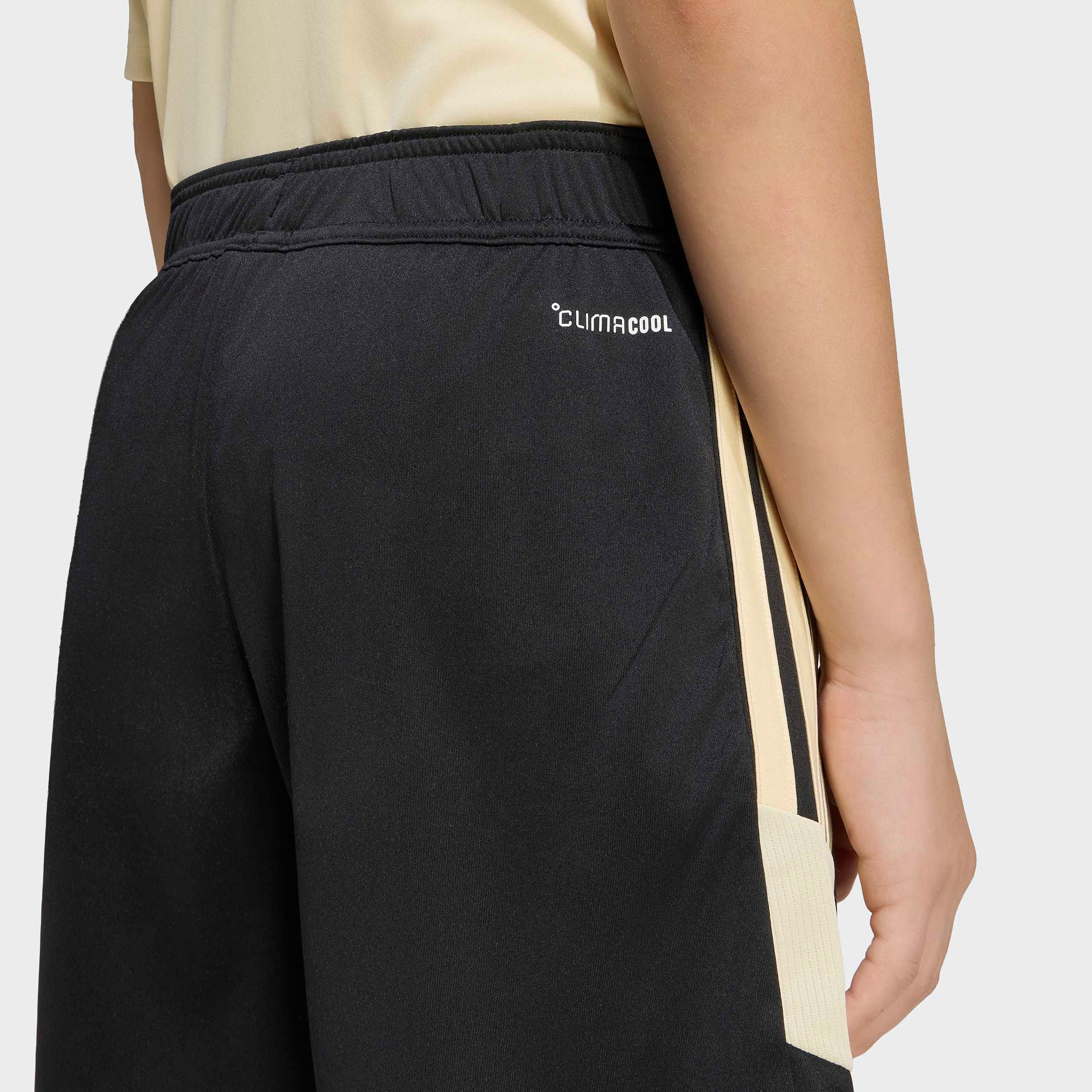 adidas Performance Trainingsshorts TIRO 26 ESSENTIALS KIDS für Kinder, mit CLIMACOOL® Technologie, aus Interlock-Material – Bild 4 von 5