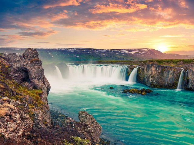 Papermoon Fototapete »Godafoss Waterfall Iceland«, glatt-Otto