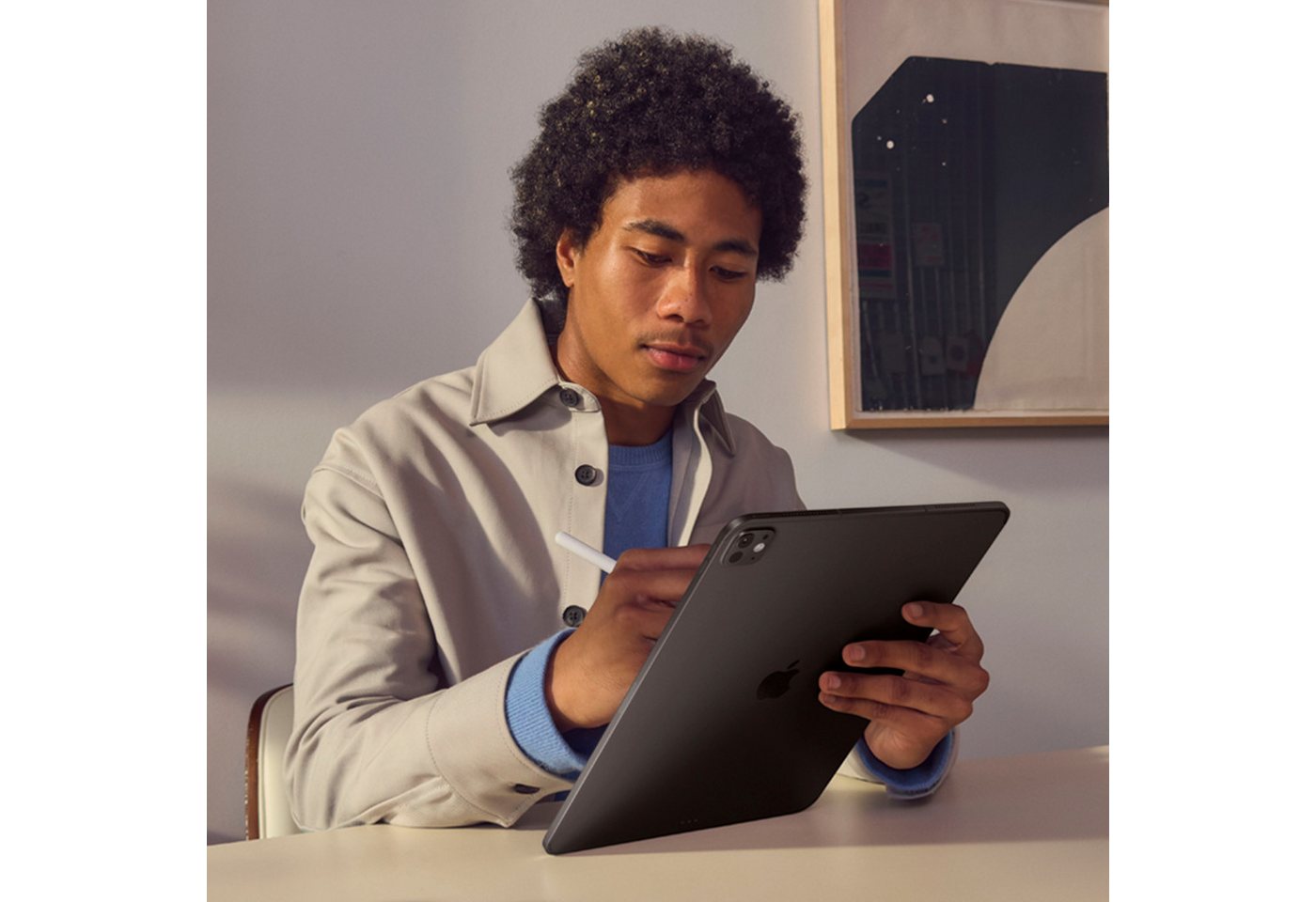 Apple 13-inch iPad Pro Tablet (13", iPadOS, 5G) schwarz
