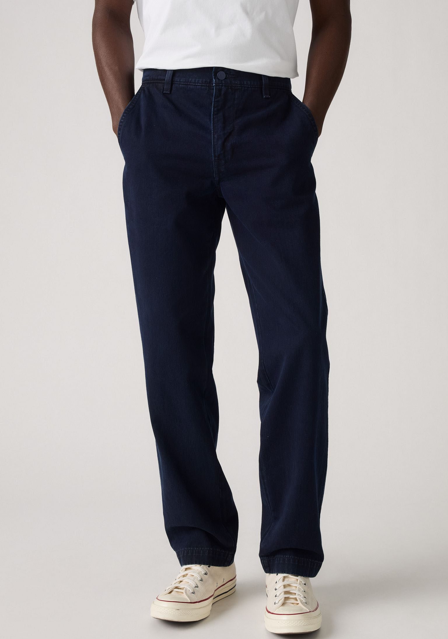 Levi's® Chinohose LV Hose XX CHINO AUTHENTIC RLX bequeme Passform