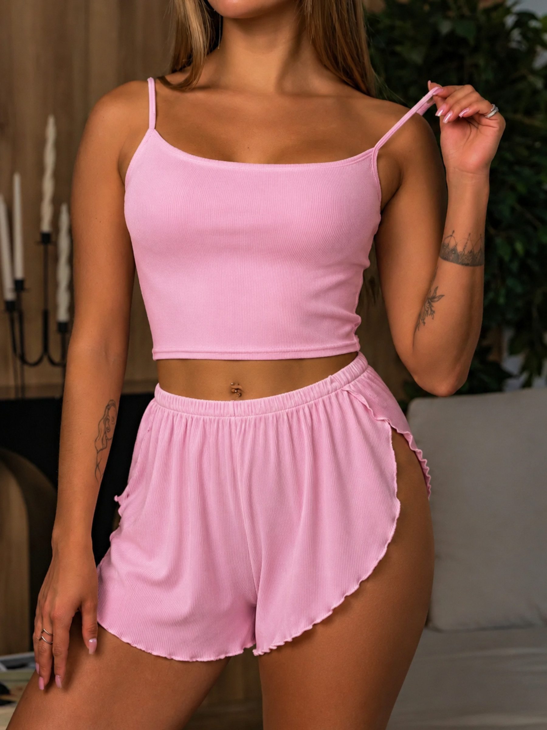 Elegant Love Shorty Pyjama-Set – Bequeme Homewear, Loungewear (Nachtwäsche-Set, 2 tlg., Cami-Top + Shorts) Weicher Schlafanzug für Damen