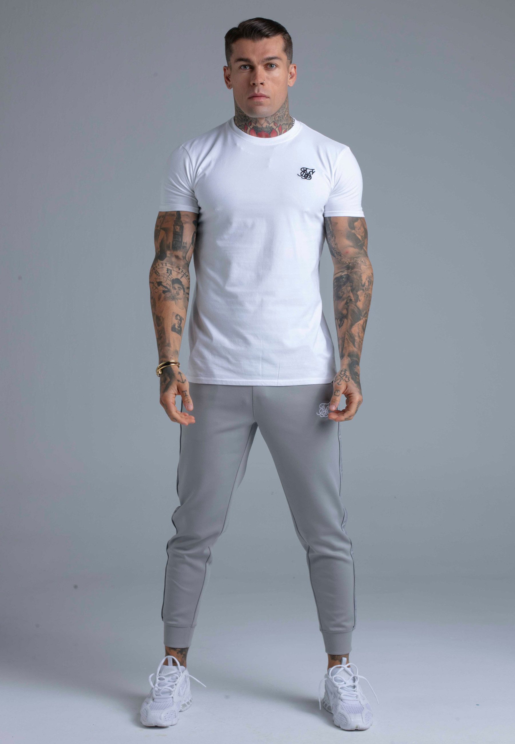 Siksilk T-Shirt SikSilk Herren Essentials T-Shirt – Bild 3 von 5