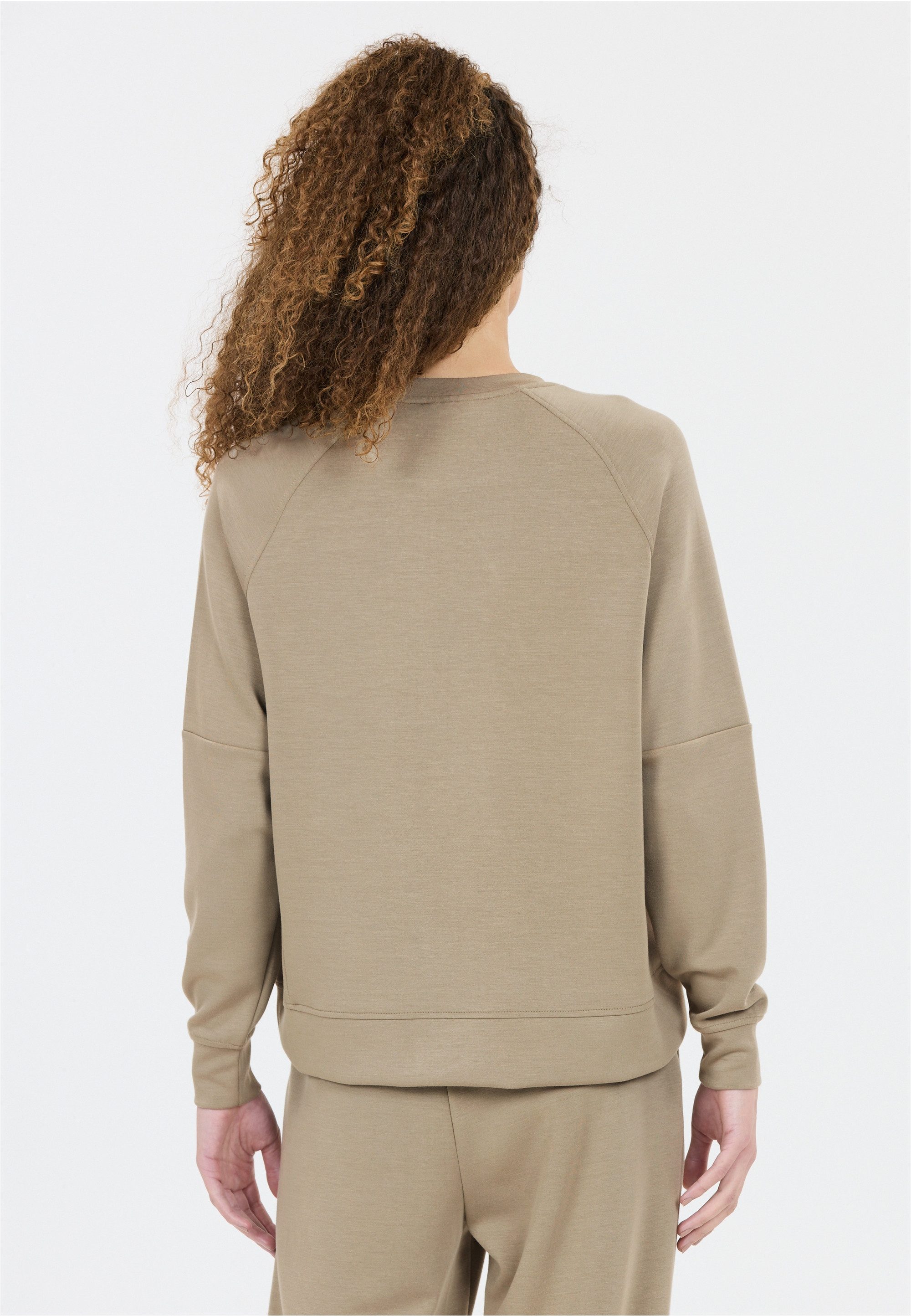ATHLECIA Sweatshirt Jacey aus extra weichem Material