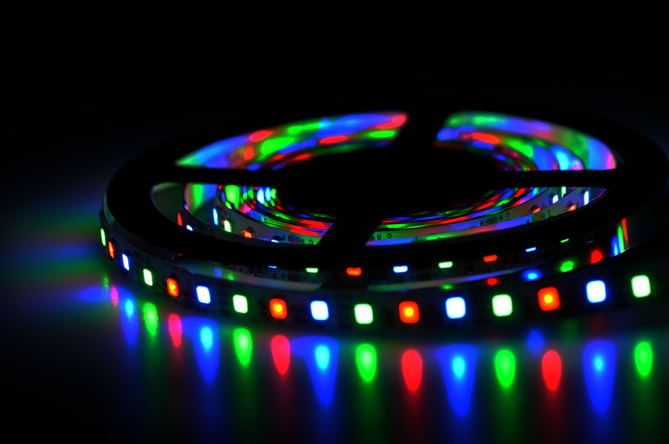 BLULAXA LED Stripe LED Stipe SET RGB mehrfarbig, Wandleuchte, Material: Stahl, Schwarz, Fassung: E27