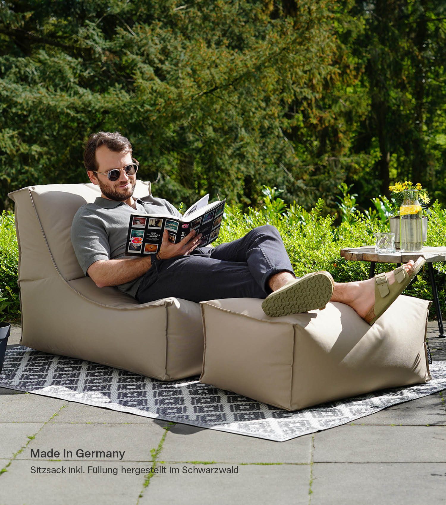 mokebo Sitzsack Der Sundowner (für drinnen & draußen), Bean Bag Outdoor für Kinder & Erwachsene, Relaxliege in Beige-Khaki