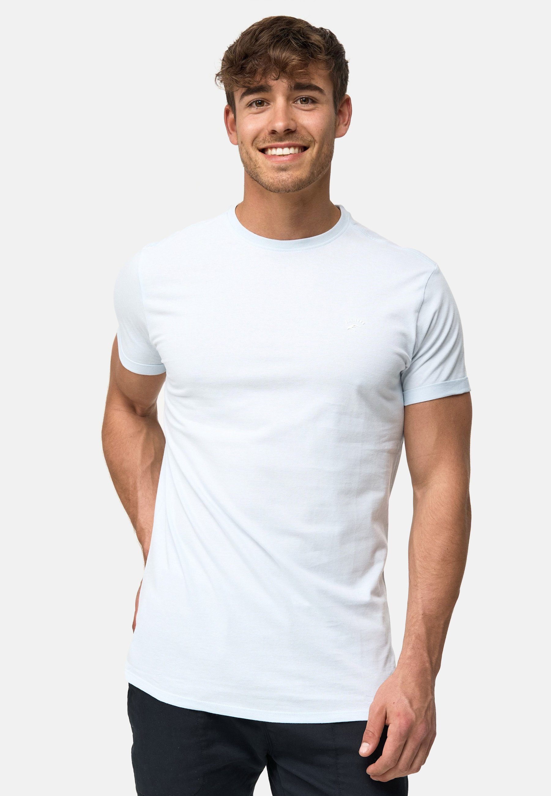 Indicode T-Shirt Kloge mit dezentem Label-Detail auf der Brust
