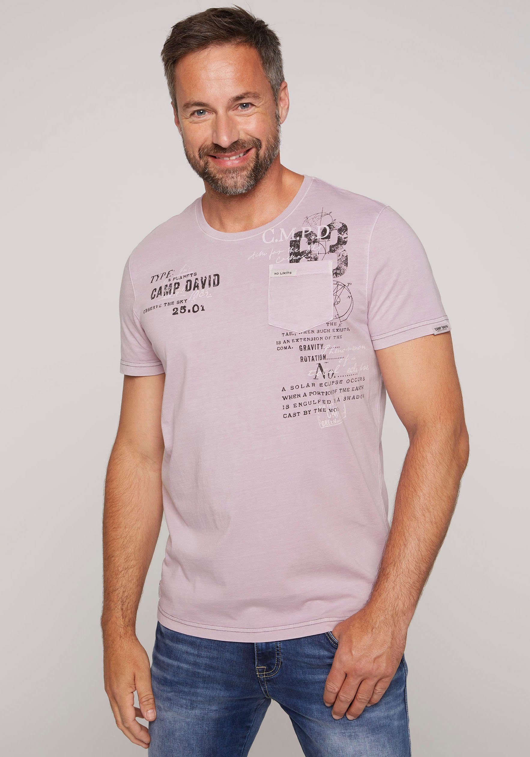 violet CAMP T-Shirt Kontrastnähten mit french DAVID