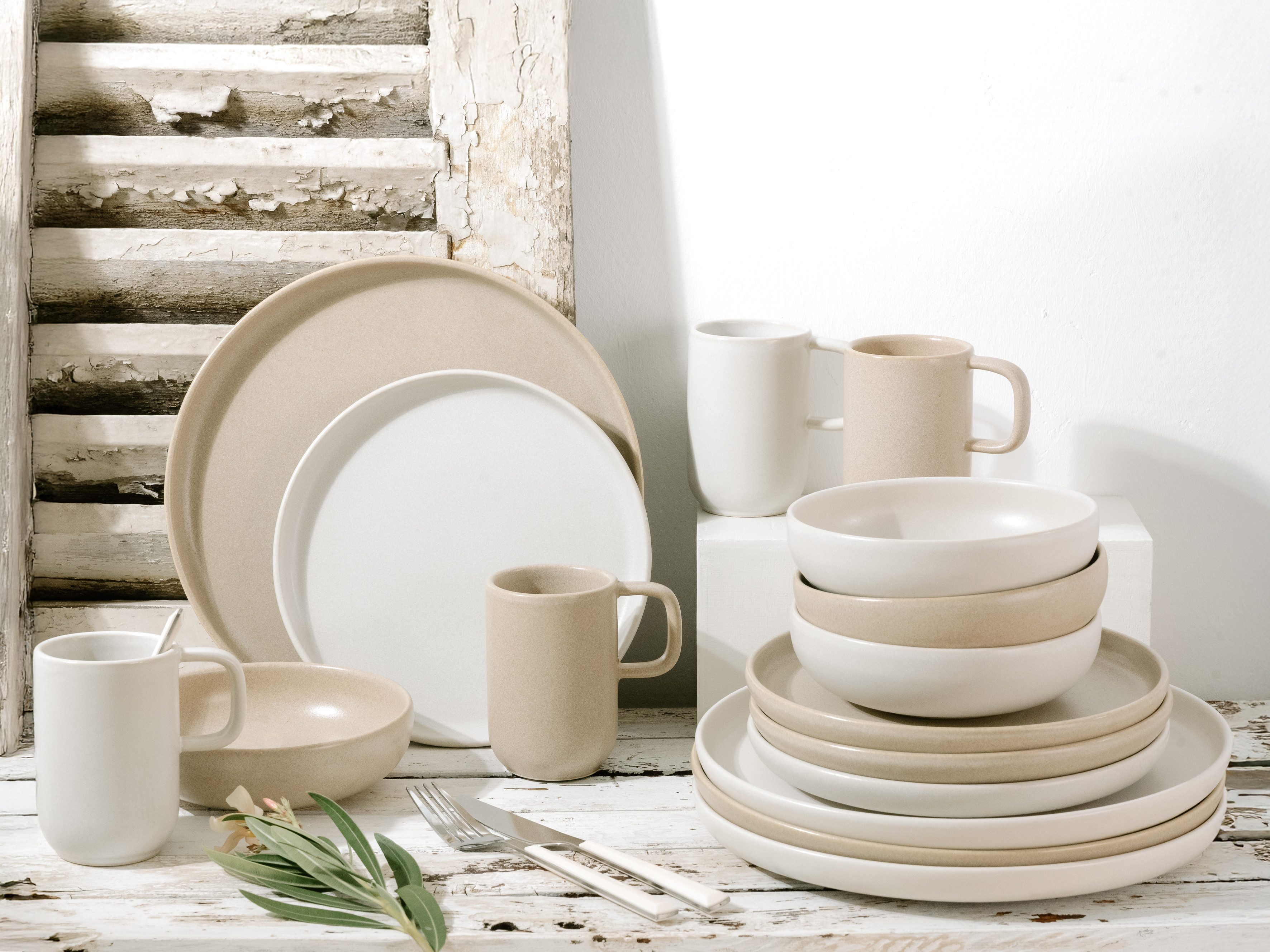 creaTable Kombiservice Uno Toscana, Service 16-tlg. (16-tlg), 4 Personen, Steinzeug, Puristische Formgebung, Inspiriert durch die Farben …