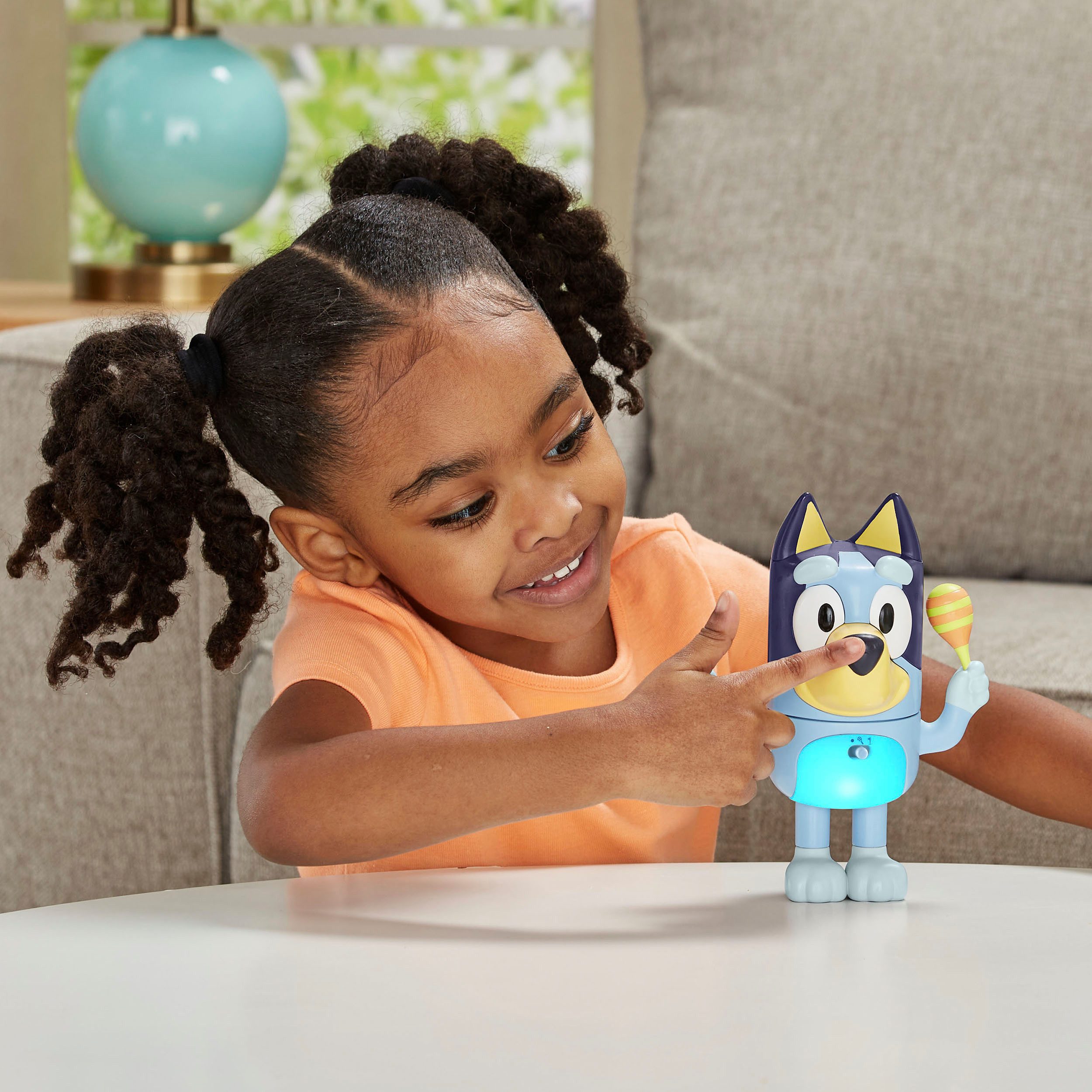 Vtech® Spielfigur Bluey - Dreh- & Zieh-Reaktionsspiel, mit Licht- und Soundeffekt