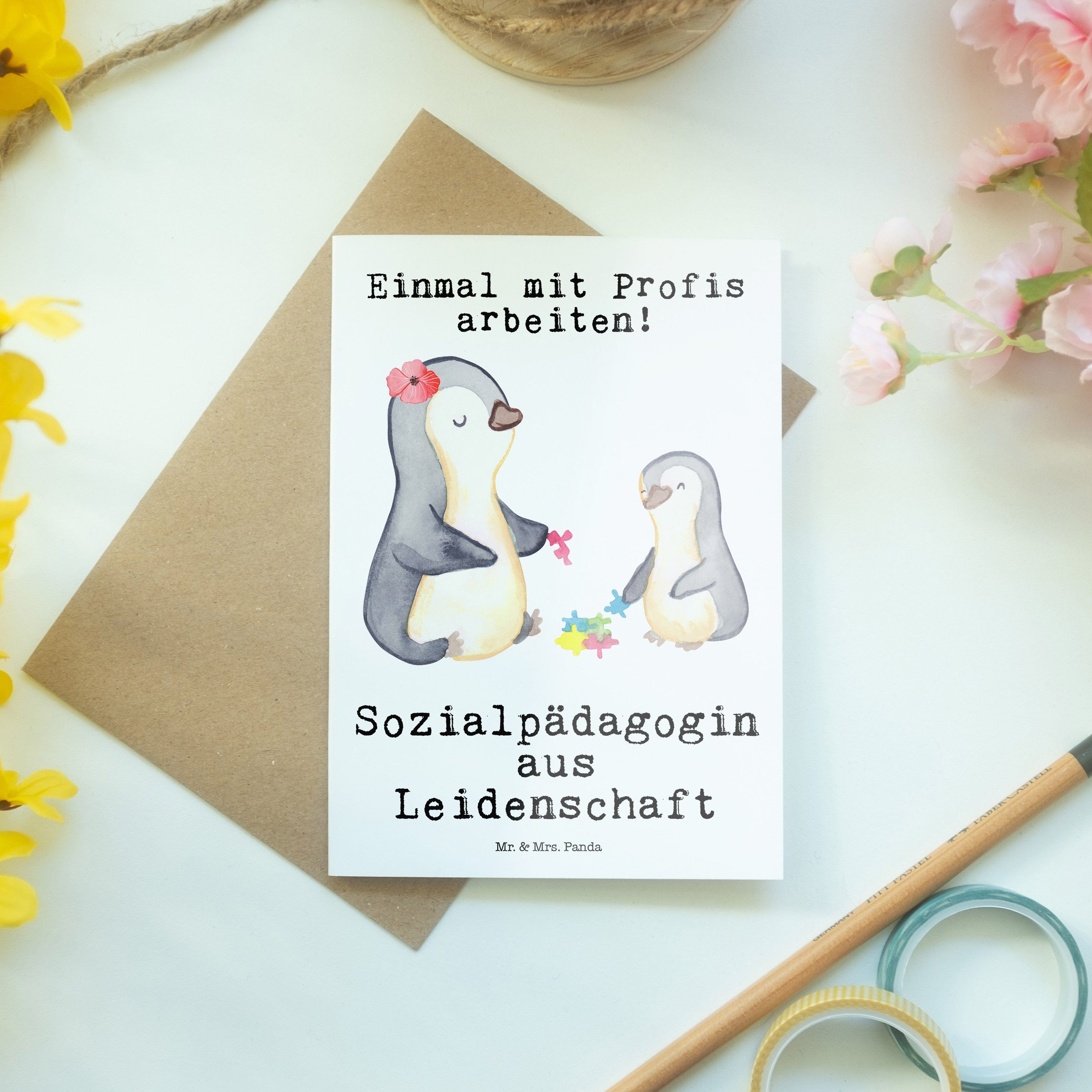 aus Panda - Mr. Mrs. - Geburtstagskarte Sozialpädagogin & Grußkarte Weiß Leidenschaft Geschenk,