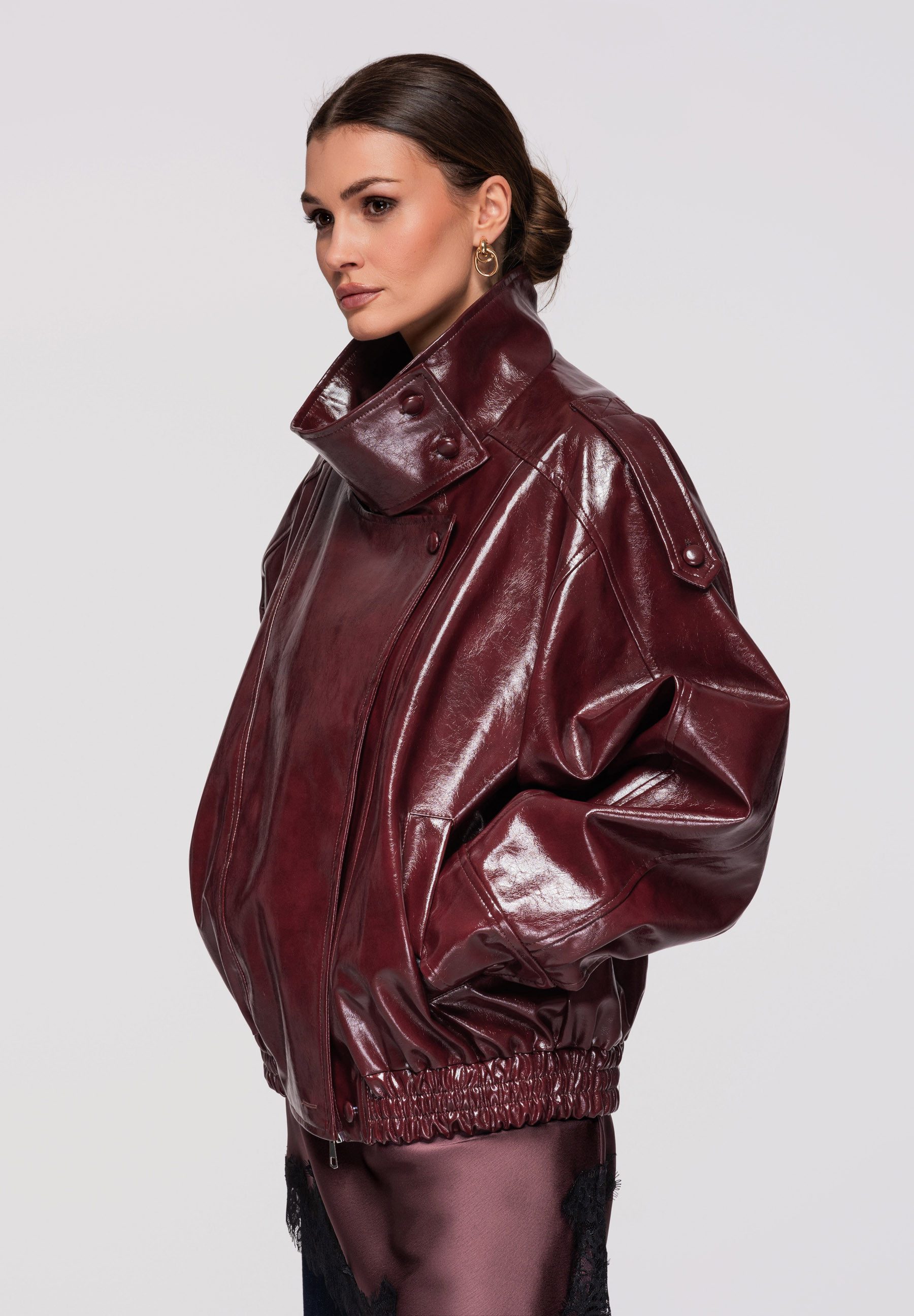 OMBRE Lederimitatjacke Oversize-Damenjacke mit überschnittener Schulter und hohem Stehkragen