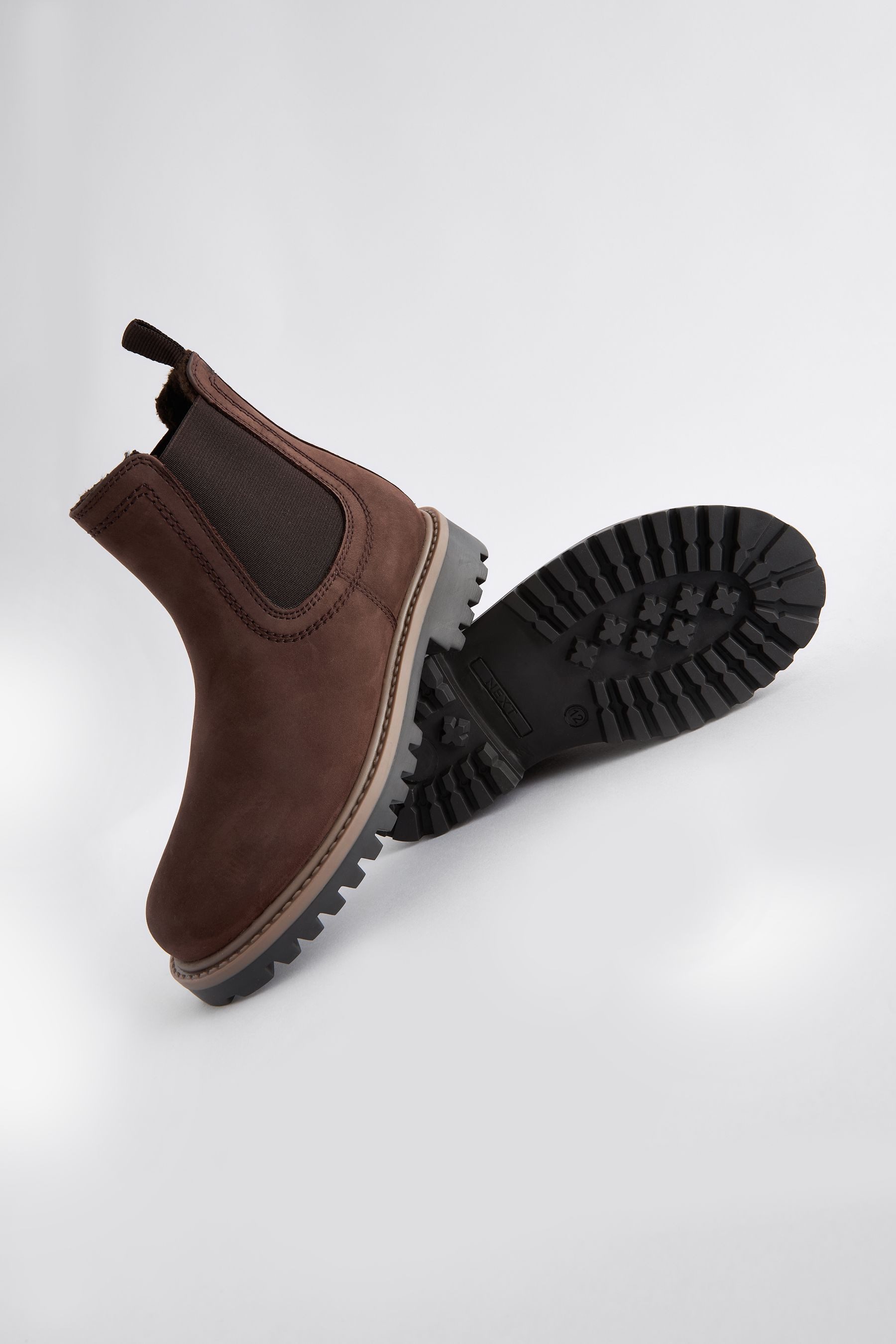 Next Warm gefütterte Leder-Chelseas, weite Passform Chelseaboots (1-tlg)