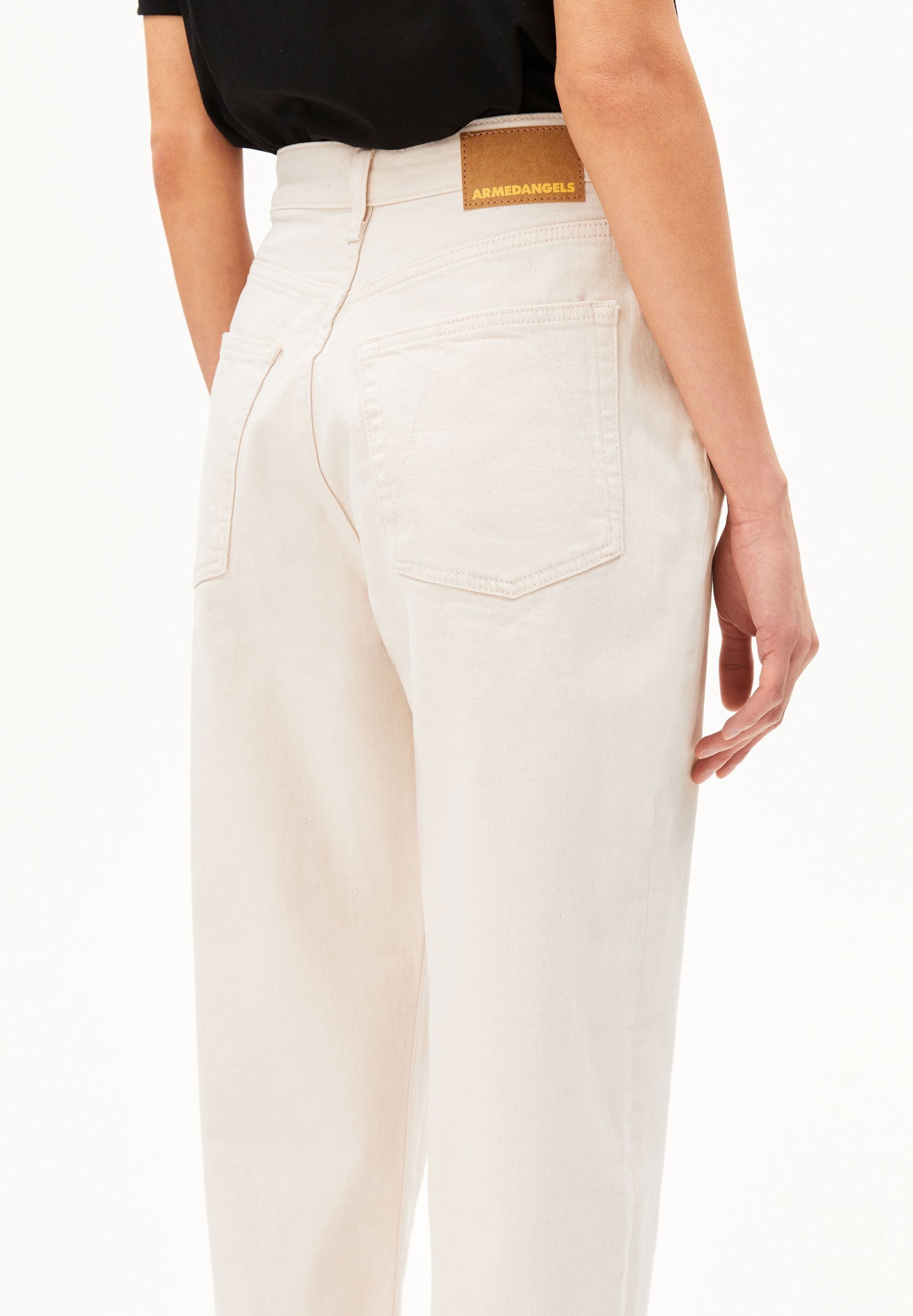 Armedangels Mom-Jeans MAIRAA recyceltem Baumwoll-Mix Comfort Stretch (Comfort-Stretch) High waist – Bild 3 von 5