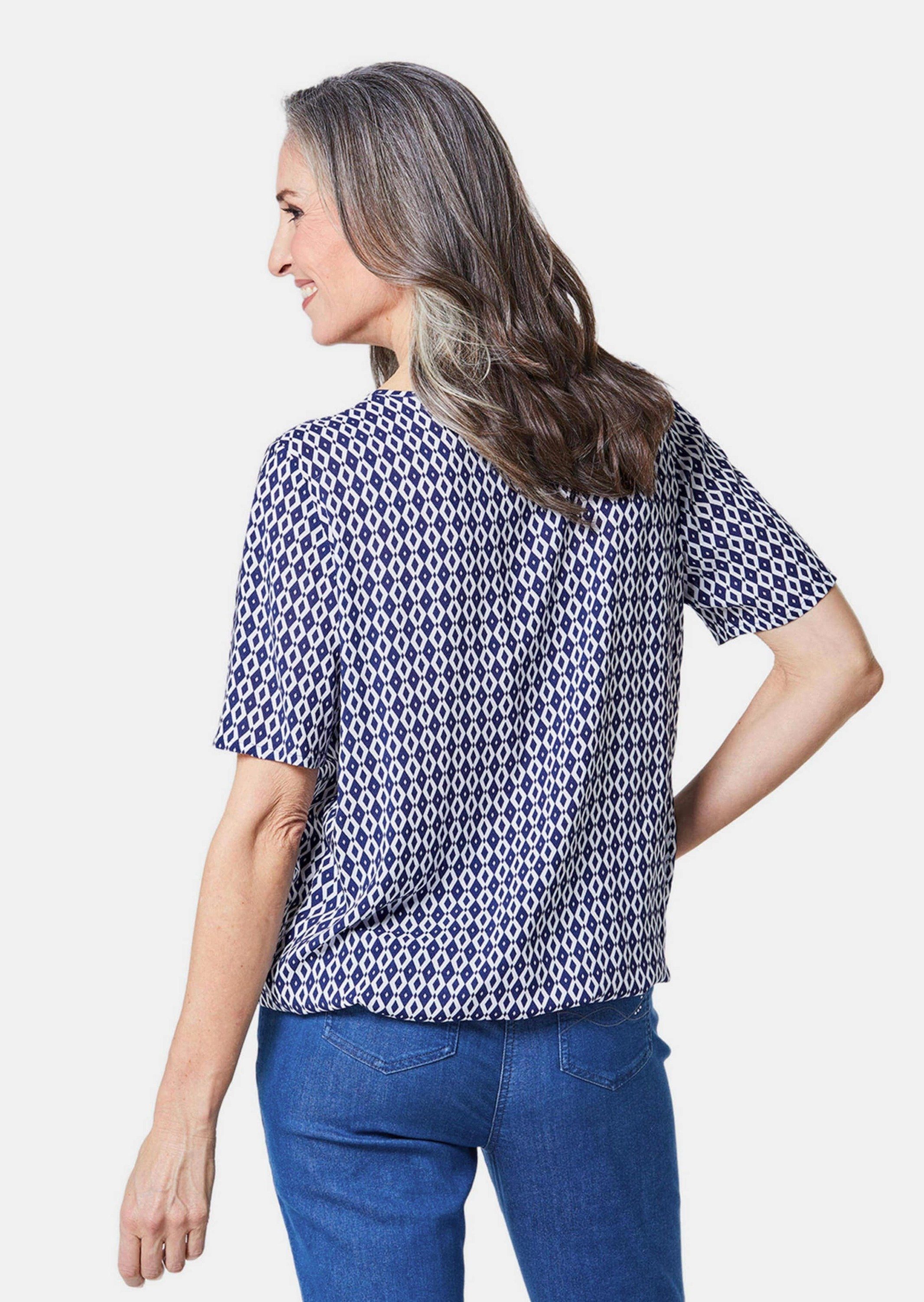GOLDNER Druckbluse Farbbrillante Druckbluse mit liebevollen Details