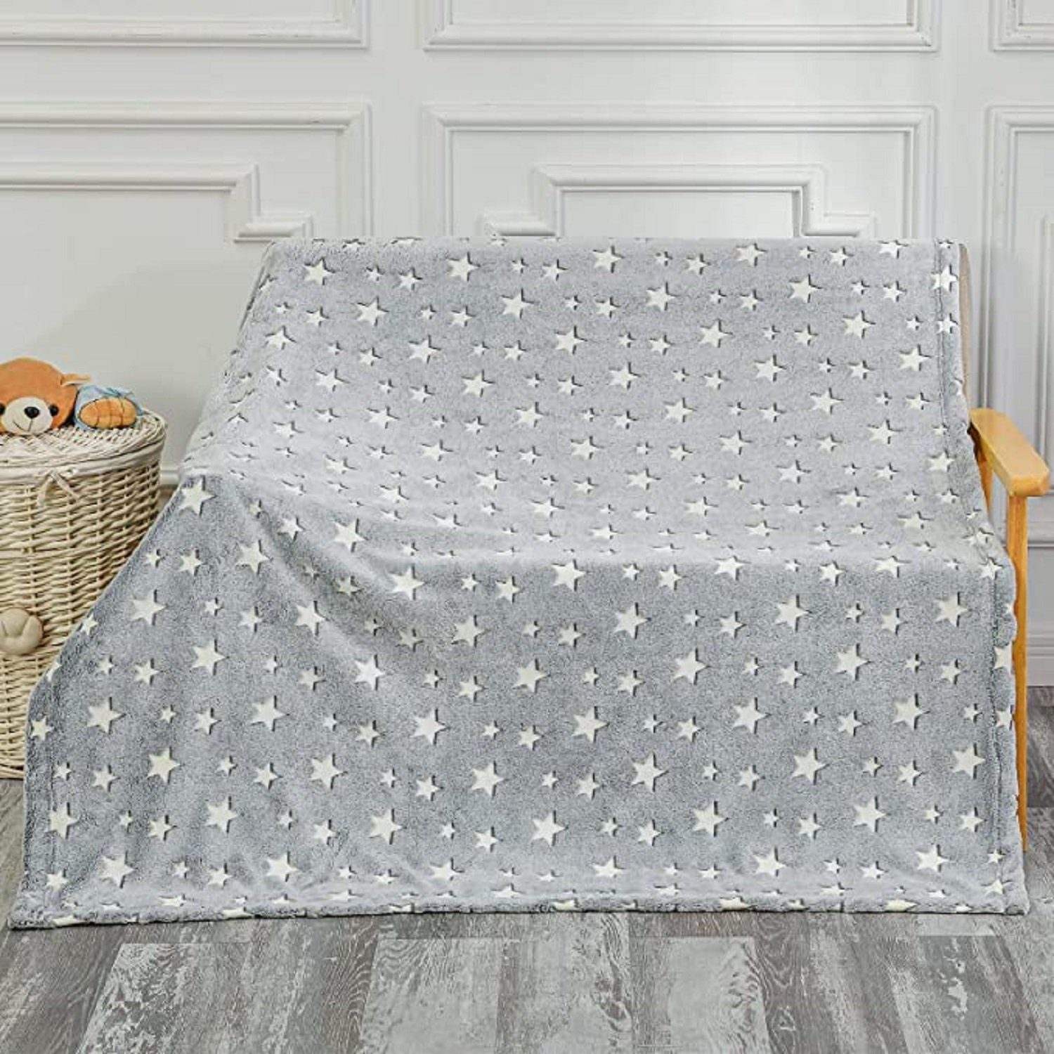 Kinderdecke Leuchtdecke / Kuscheldecke / 150x200cm, Brilliant, Leuchtet im Dunkeln