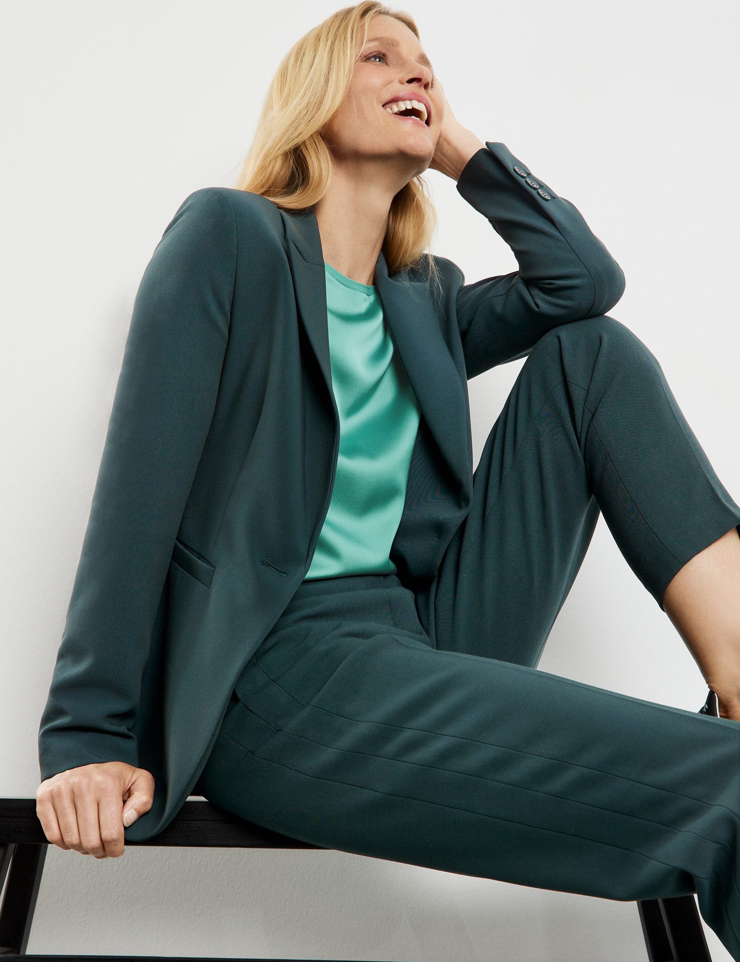 GERRY WEBER Jackenblazer Klassischer Blazer mit Bewegungsschlitz