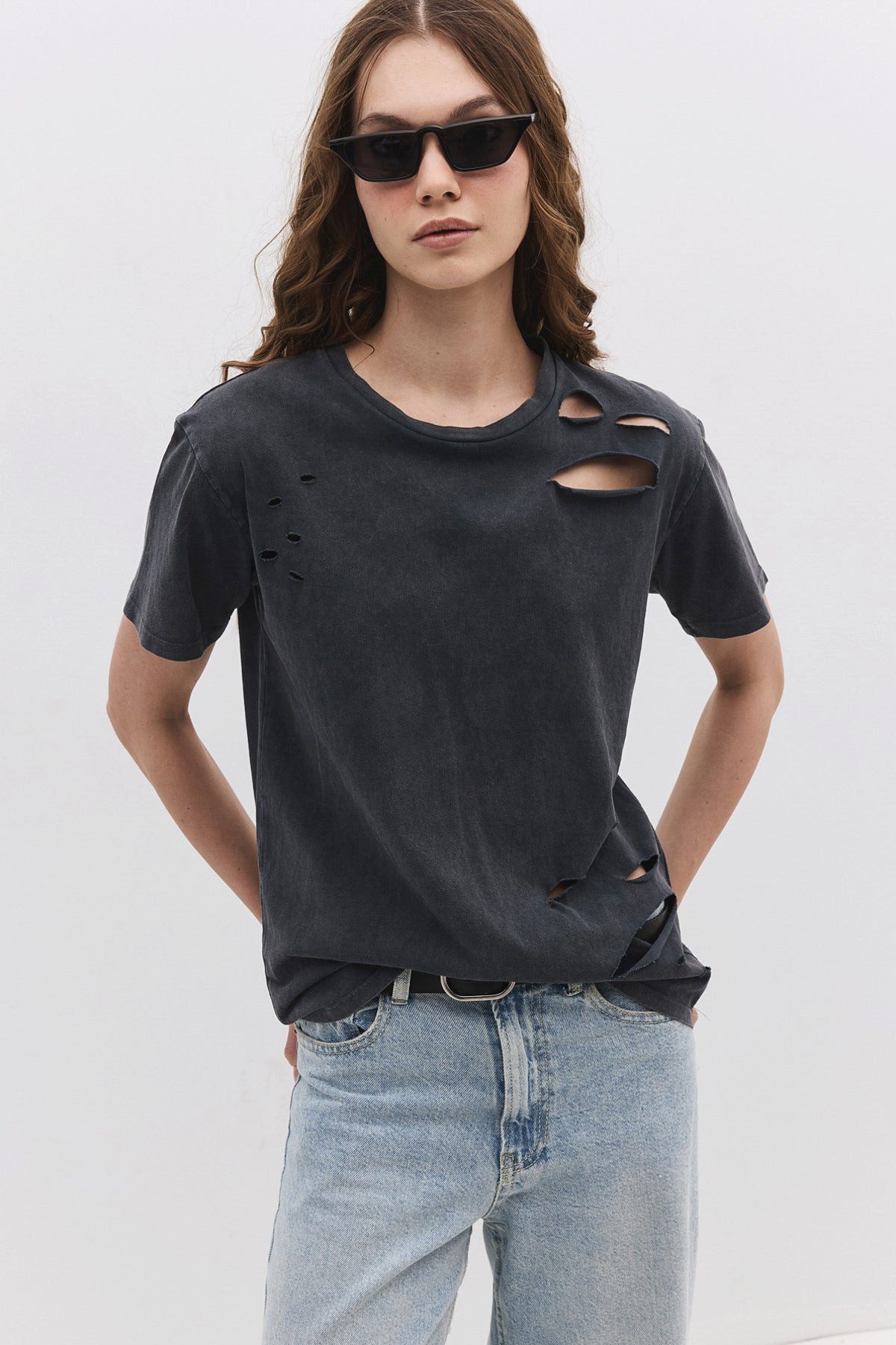 No Matter What T-Shirt Zerrissenes und geschnittenes T-Shirt günstig online kaufen