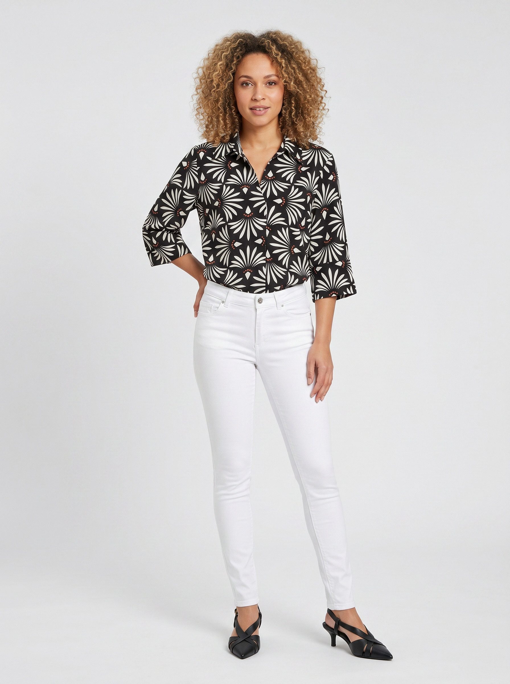 Zum Outfit 7