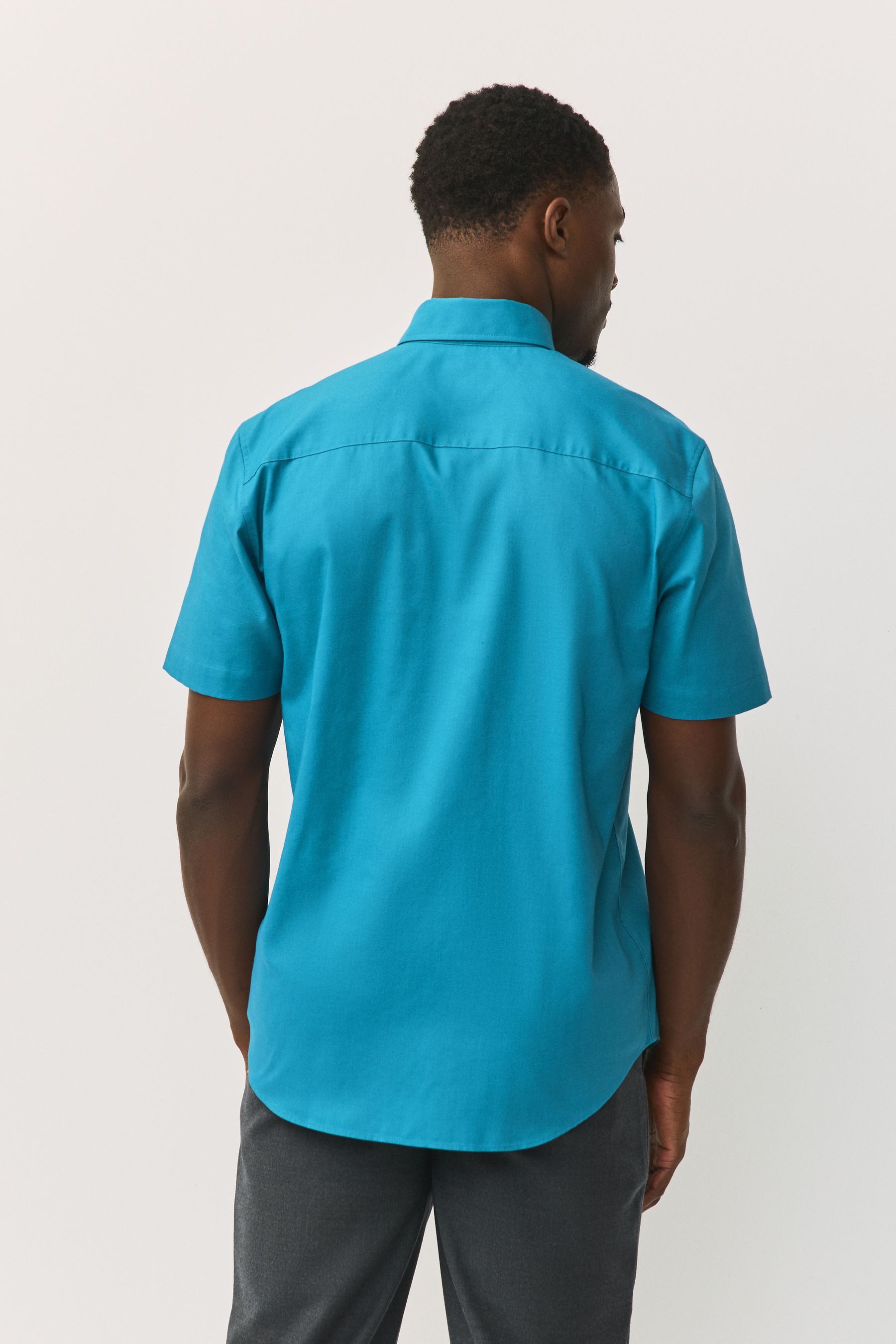 Next Kurzarmhemd Pflegeleichtes Regular Fit Kurzarm-Oxfordhemd (1-tlg) günstig online kaufen