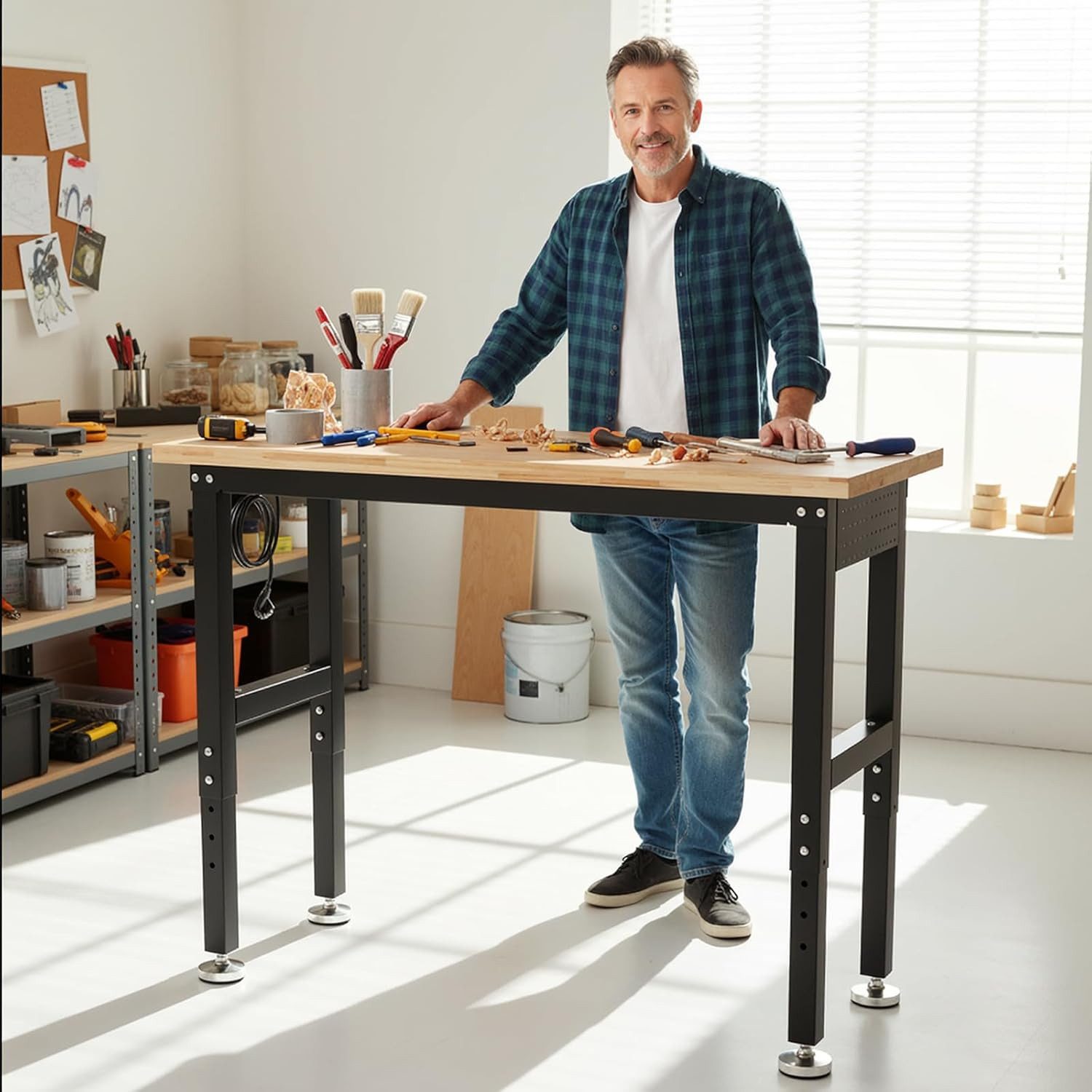 TLGREEN Werkbank 122x51cm Höhenverstellbar (80-100cm), (mit Stromanschluss (3 Steckdosen + 2 USB) & Werkzeugboard), für Werkstatt, Garage & Heimwerken, Werkbank aus Massivholz Gummibaum