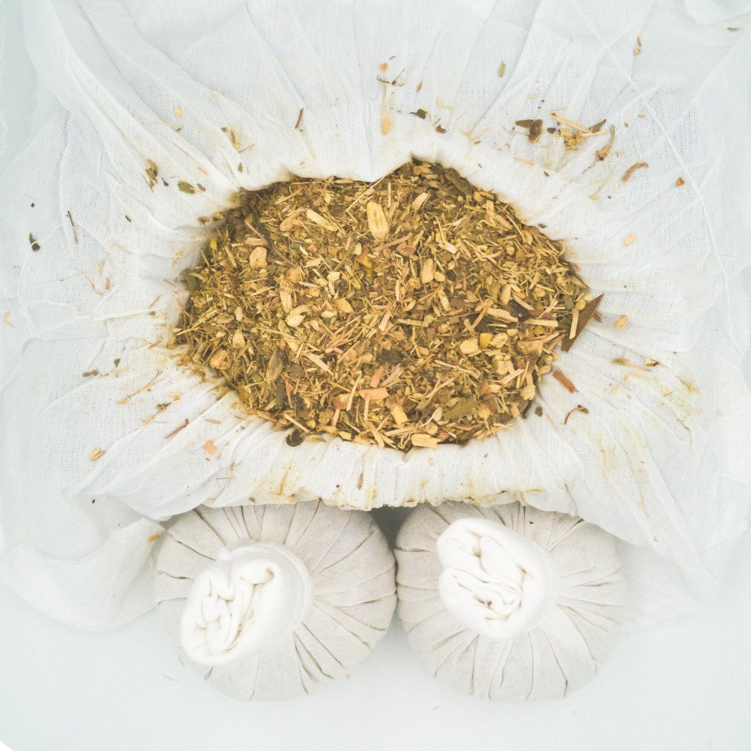 Kitama Kräuterkissen Kräuterstempel Thai Kräuter 150g für traditionelle Massagen & Wellness, 20 Stück, 20-tlg.