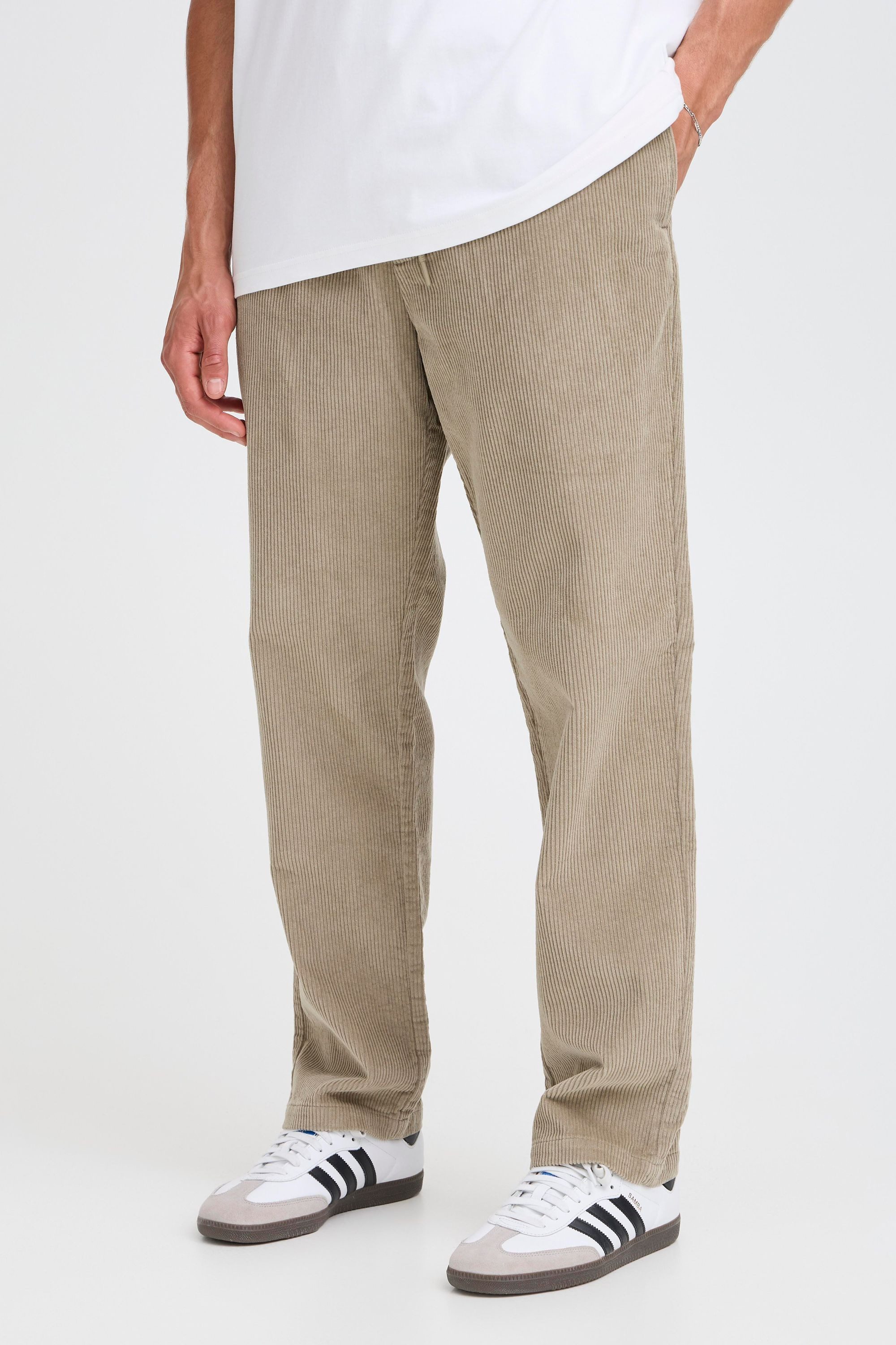 !Solid Cordhose SDGUTTI Modische Hose günstig online kaufen