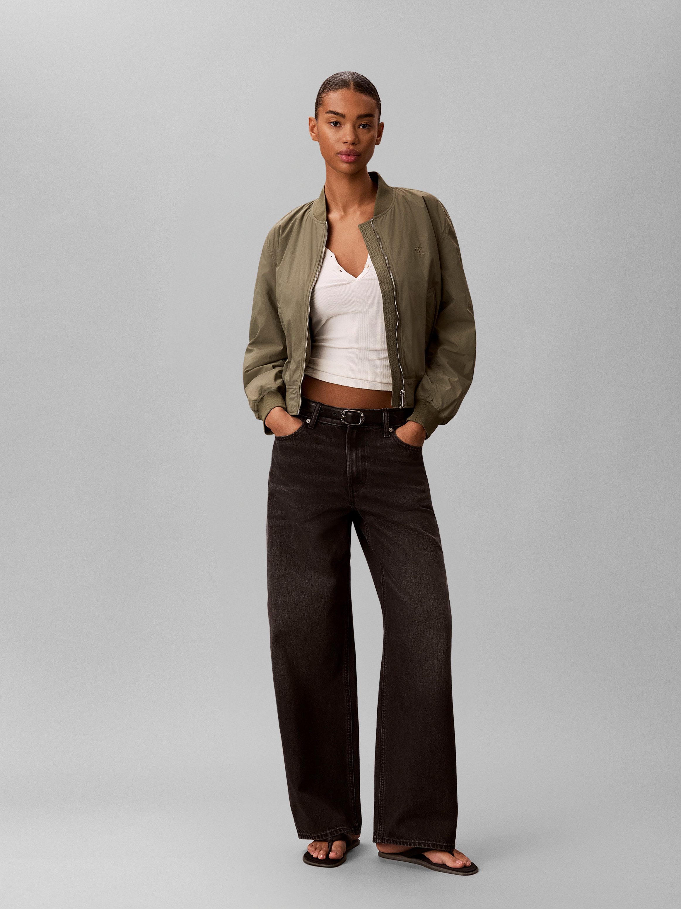 Calvin Klein Jeans Bomberjacke Regular fit mit Stehkragen – Bild 5 von 5