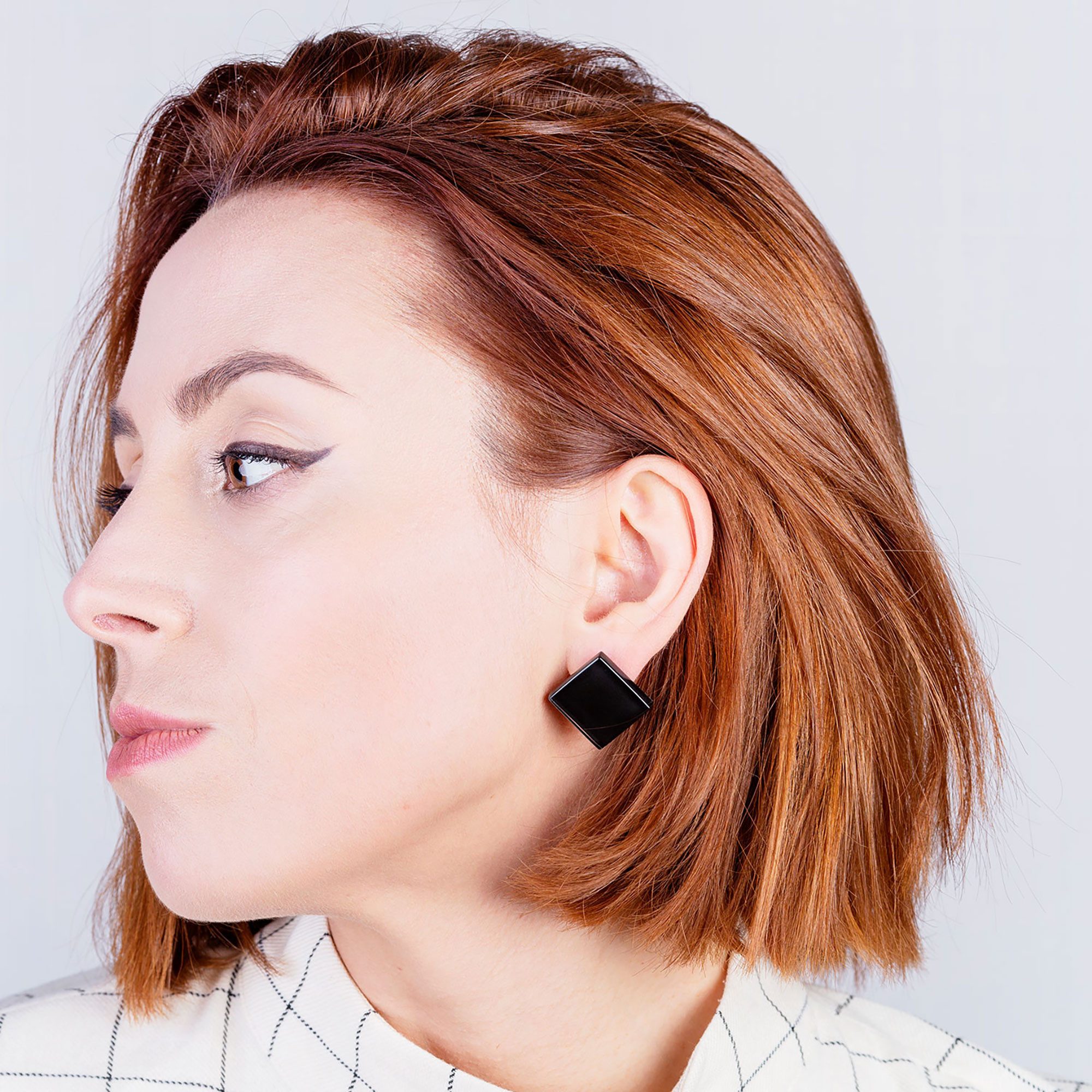 ALEXASCHA Paar Ohrstecker Quadratische Statement Ohrringe aus Glas • handgemacht