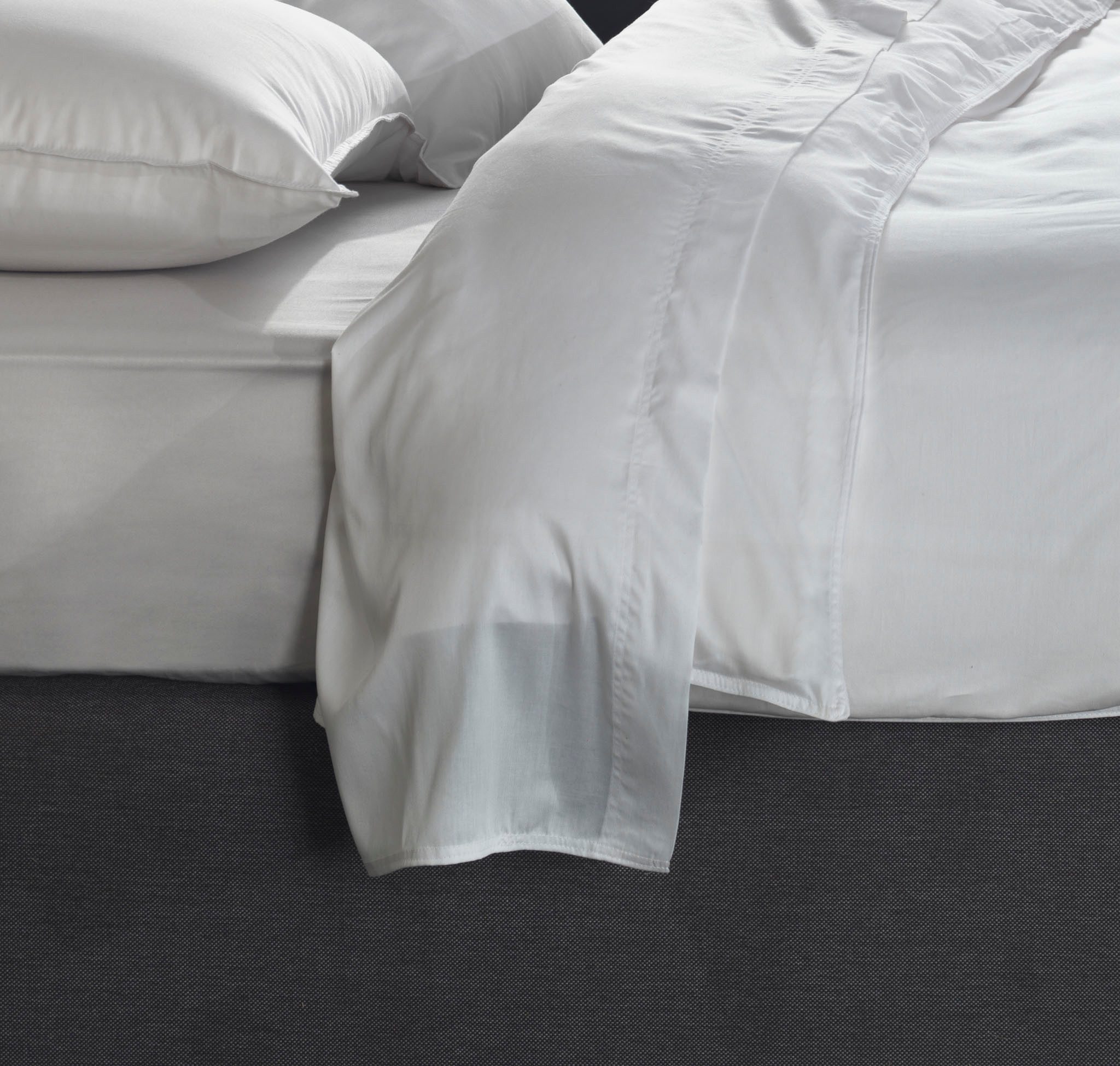 ZO HOME Bettlaken Satinado, Mako-Satin, Gummizug: ohne, (1 Stück), Laken aus 100% Baumwolle, hochwertiges Mako-Satin, Betttuch ab 90x200