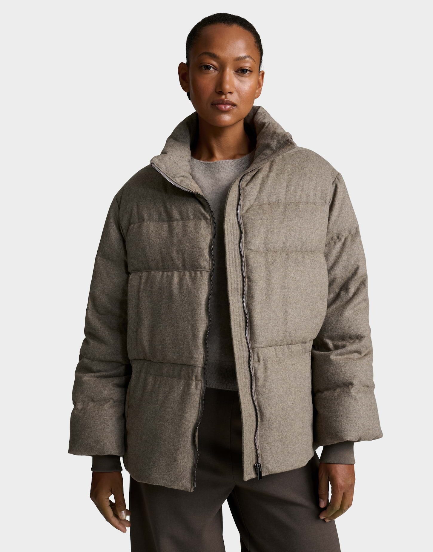 someday Daunenjacke Vajomi cozy in Woll Optik Taillierte Form mit Stehkragen und elastischem Taillenbund
