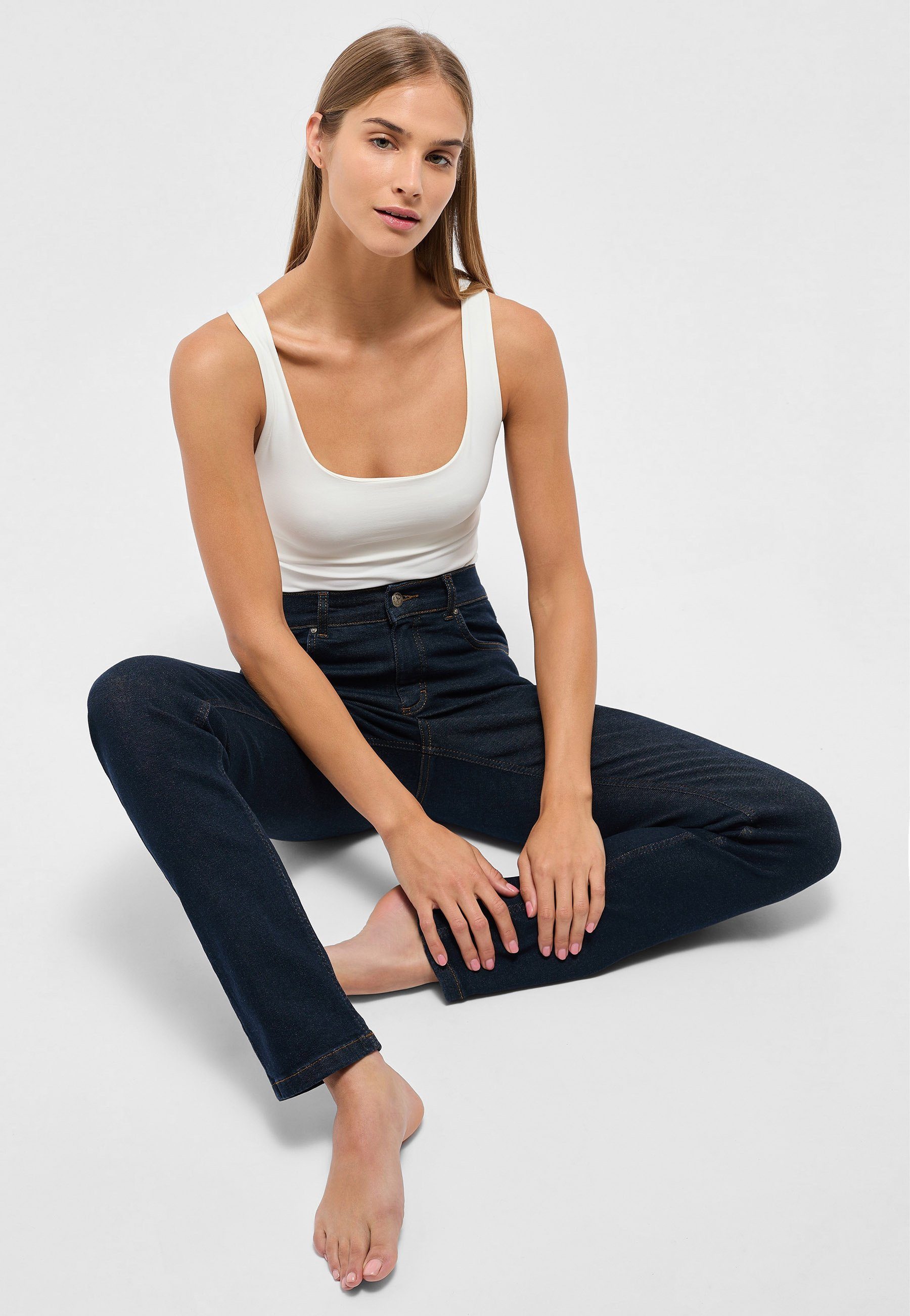 dunkelblau Cici mit Straight-Jeans Label-Applikationen mit Used-Waschung ANGELS Jeans