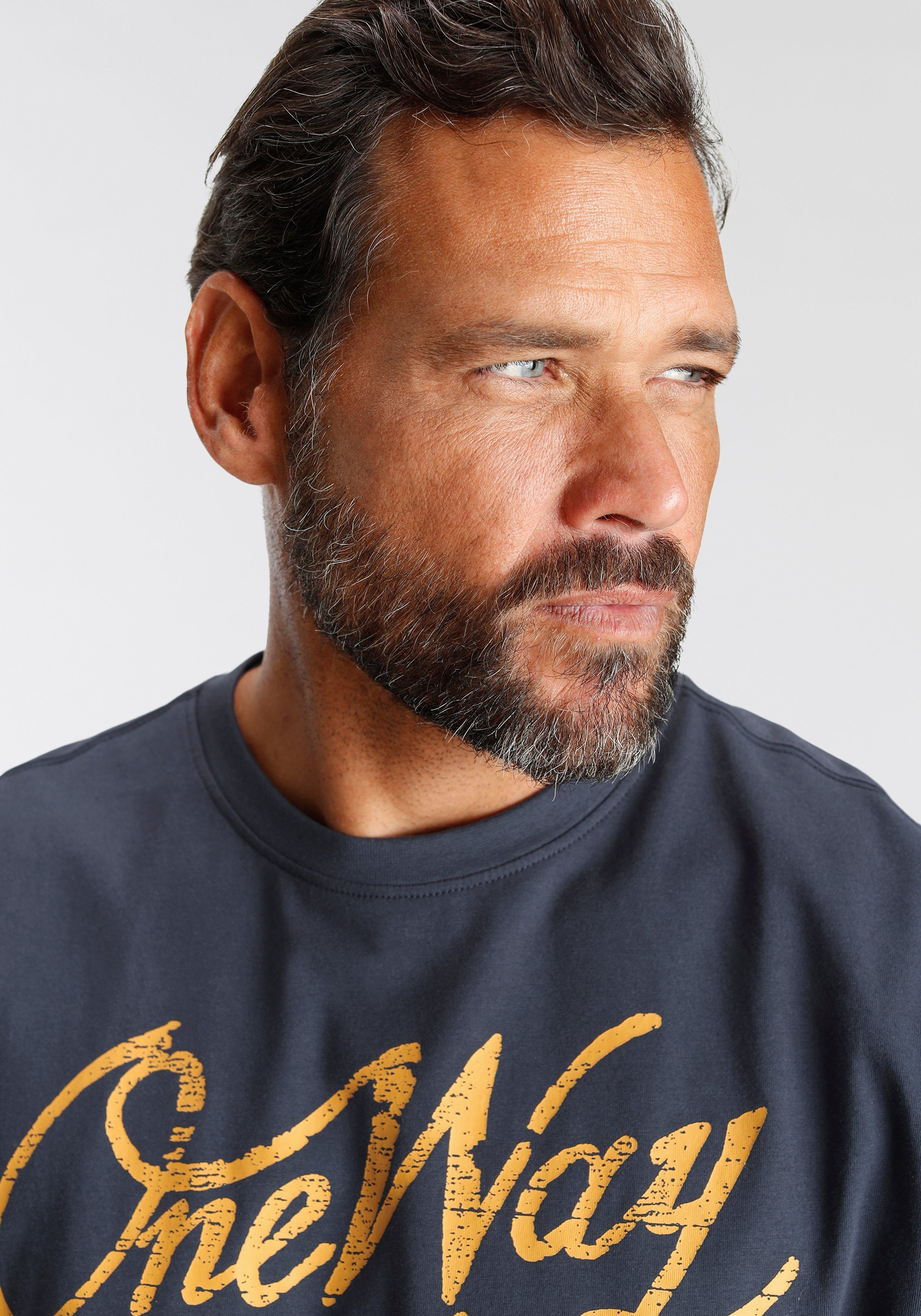 Man's World T-Shirt Kurzarm, Regular Fit, mit Print, Rundhals, im Used-Look günstig online kaufen