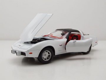 Motormax Modellauto Chevrolet Corvette C3 1979 weiß Modellauto 1:24 Motormax, Maßstab 1:24