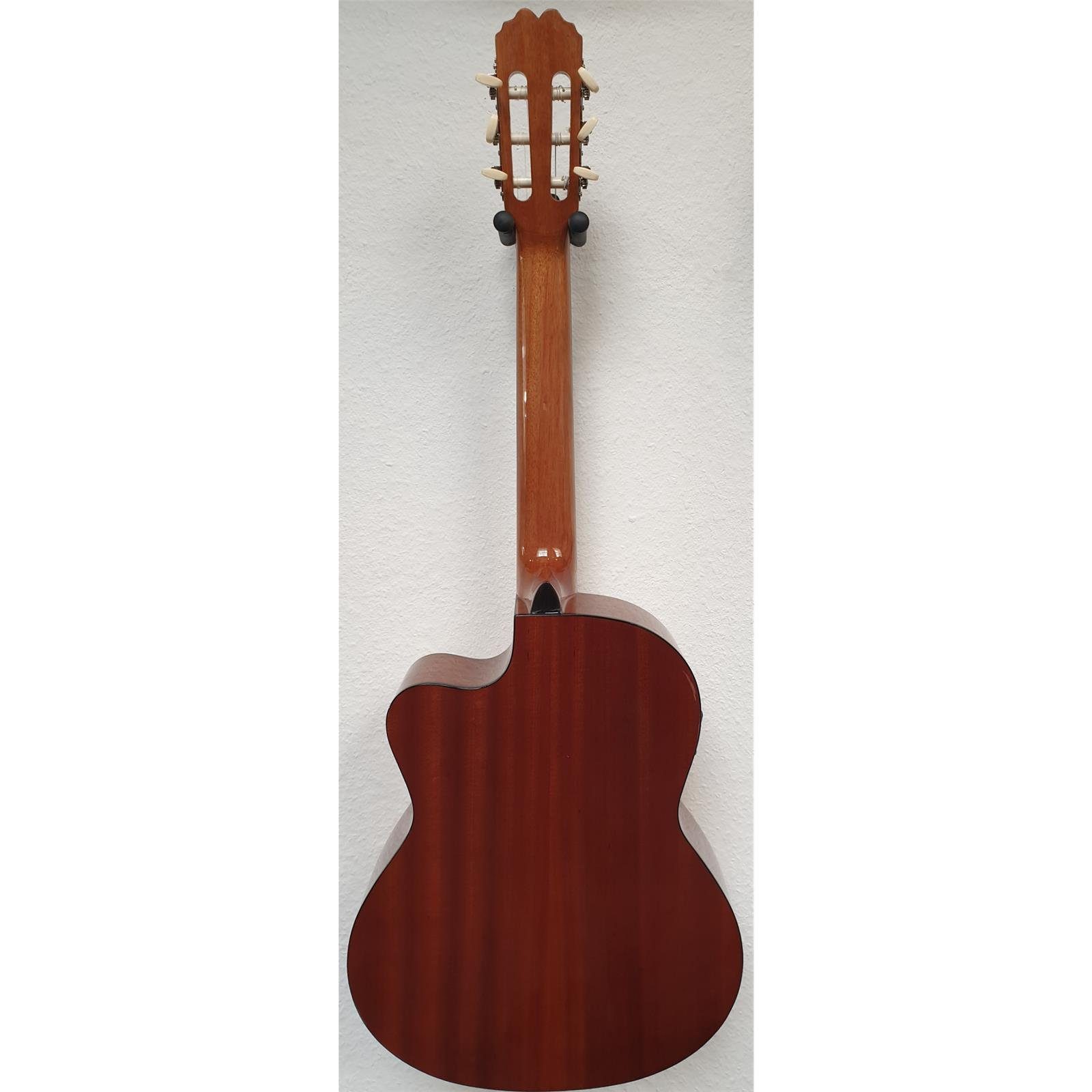admira Konzertgitarre Alba E-Cutaway, Set, mit Cutaway und Tonabnehmersystem
