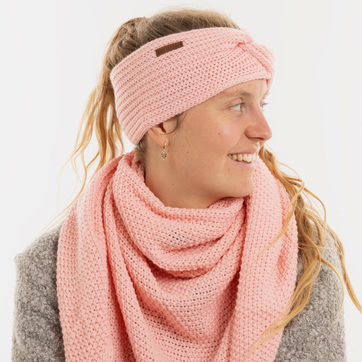 Knit Factory Stirnband Joy Stirnband Blossom Pink One Size (Set, 1-St., Spar-Set) Strick accesoires Wohnen sale winter herbst deko mode Damen Herren
